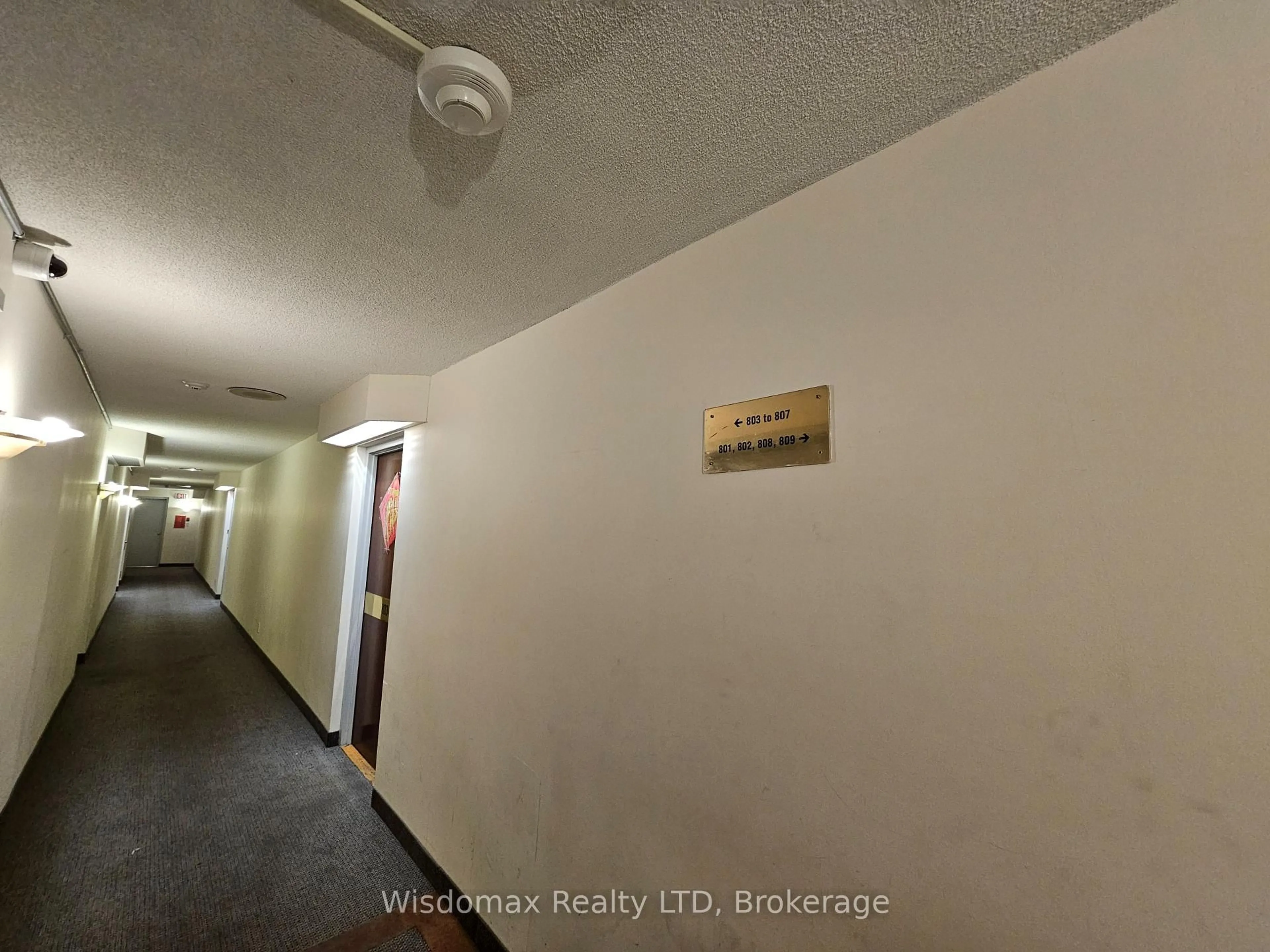 A pic of a room for 519 Dundas St #803, Toronto Ontario M5T 1H2