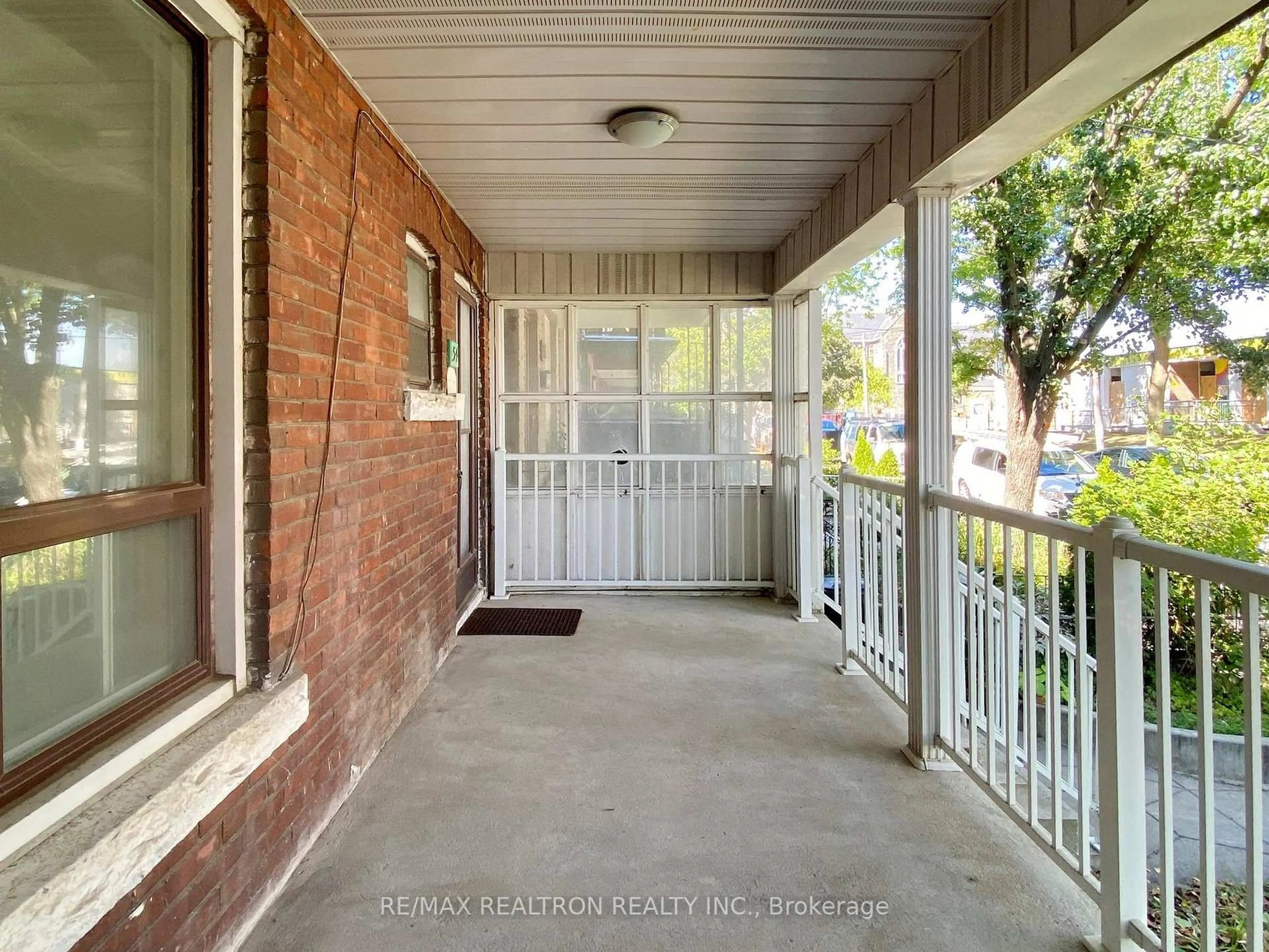 Unknown for 54 Grace St, Toronto Ontario M6J 2S2