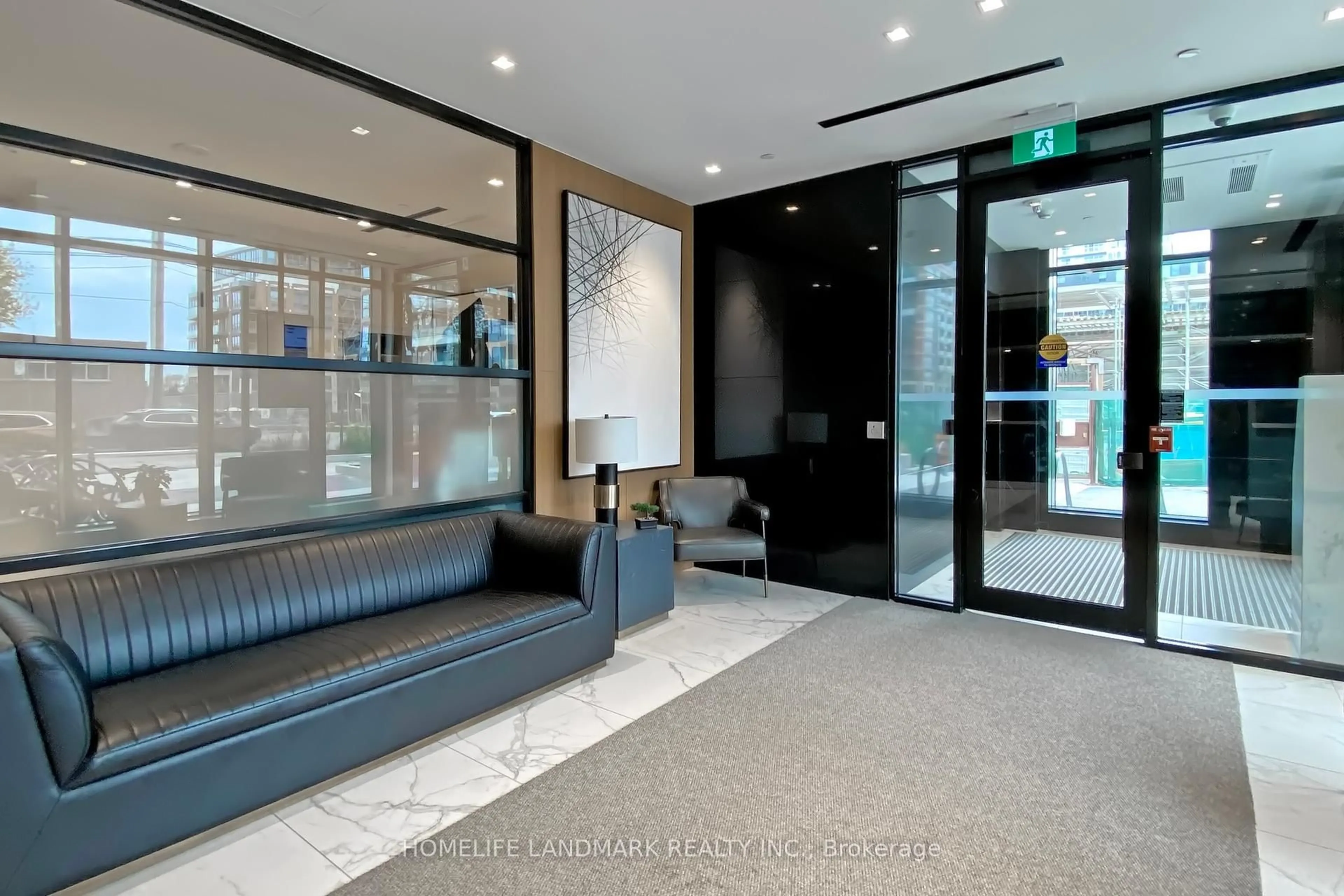 Lobby for 8 TIPPETT Rd #717, Toronto Ontario M3H 0E7