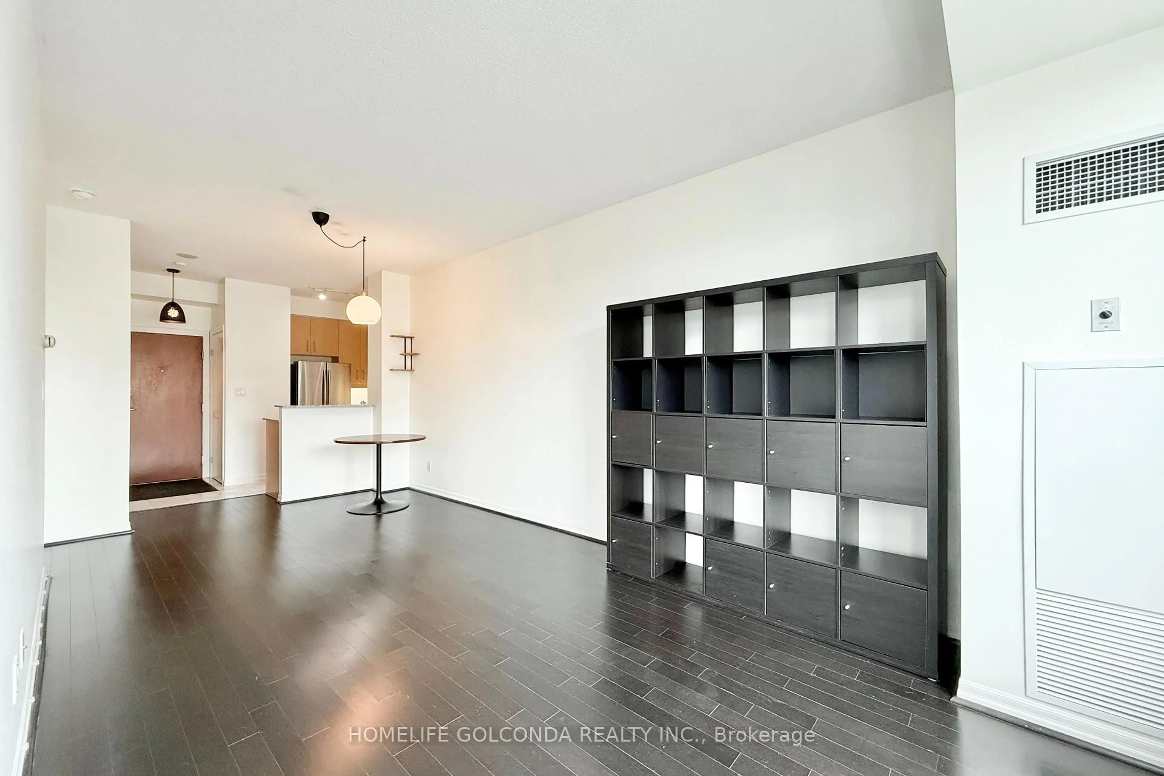 Unknown for 300 Bloor St #2808, Toronto Ontario M4W 3Y2