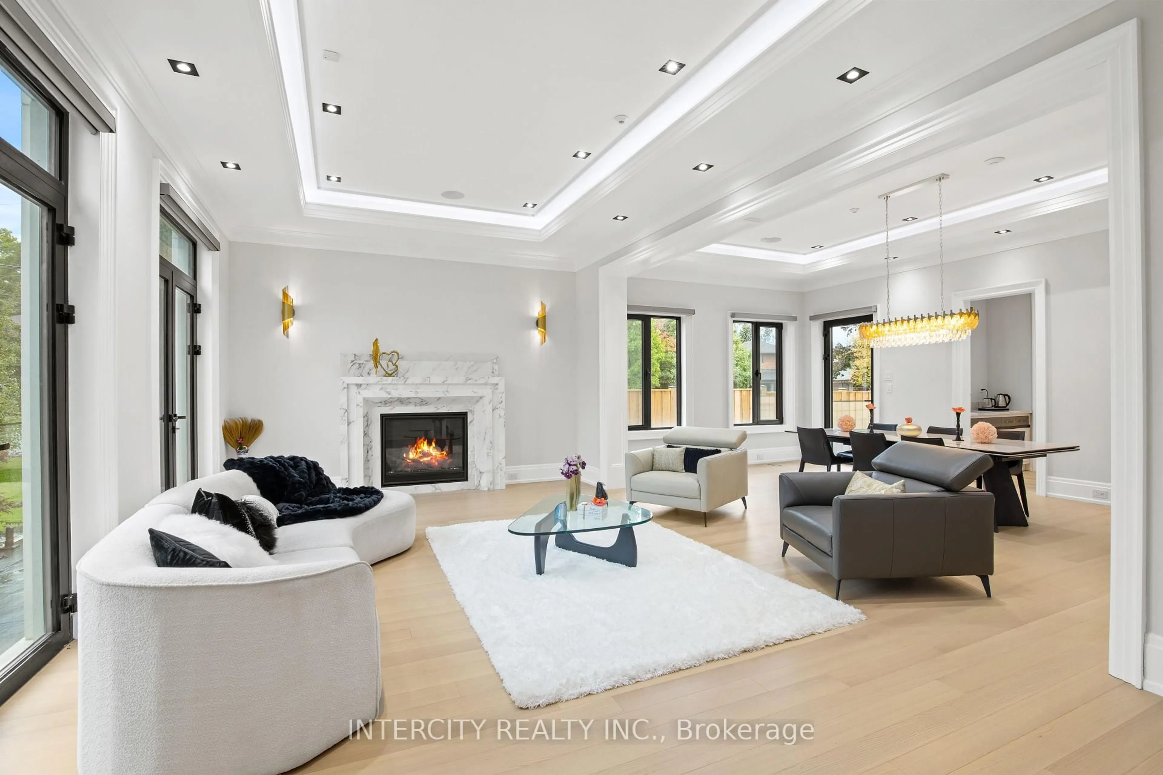 Living room with furniture, unknown for 1 Silvergrove Rd, Toronto Ontario M5L 2N5