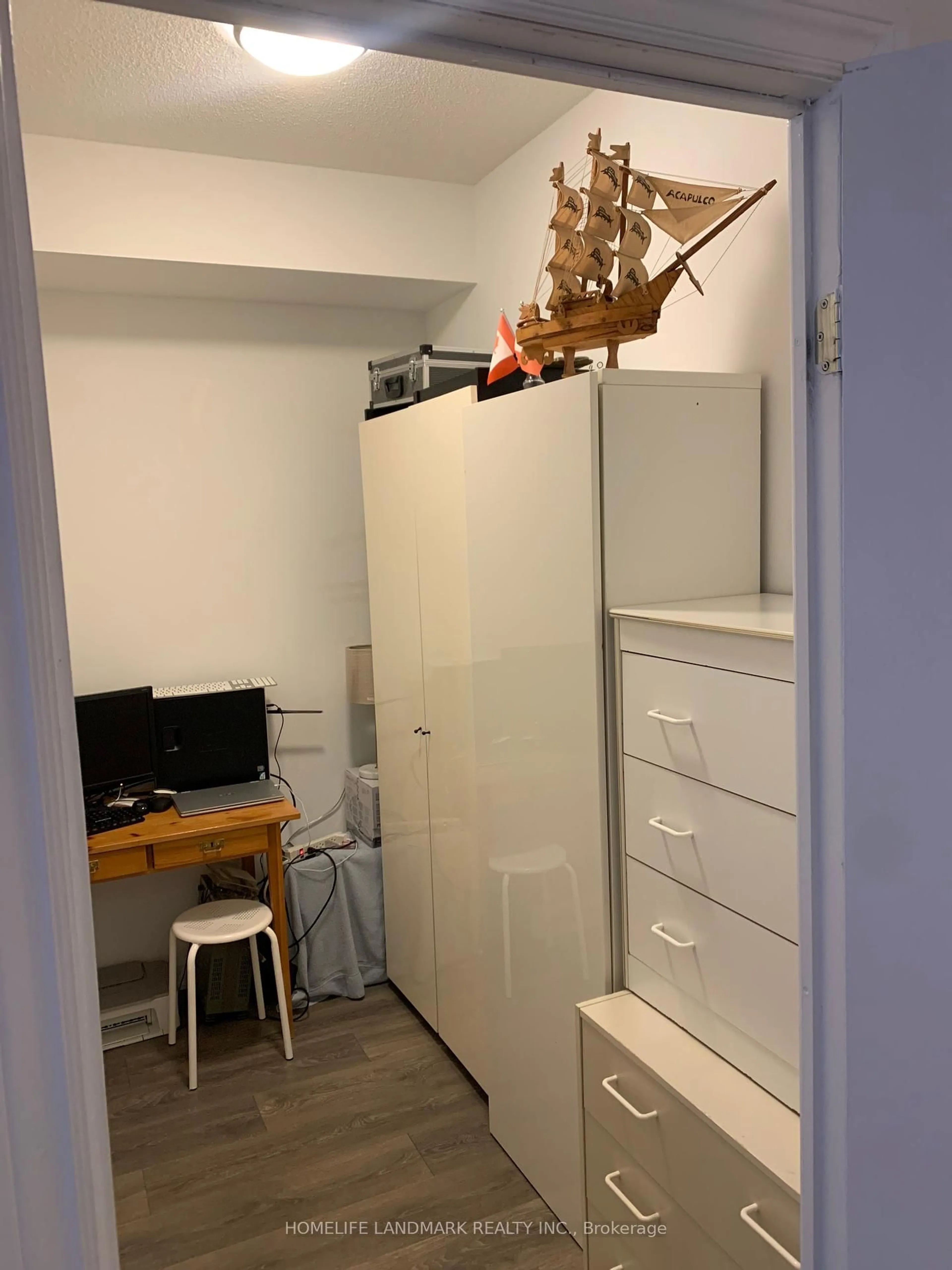 A pic of a room for 38 Forest Manor Rd #411, Toronto Ontario M2J 0H4