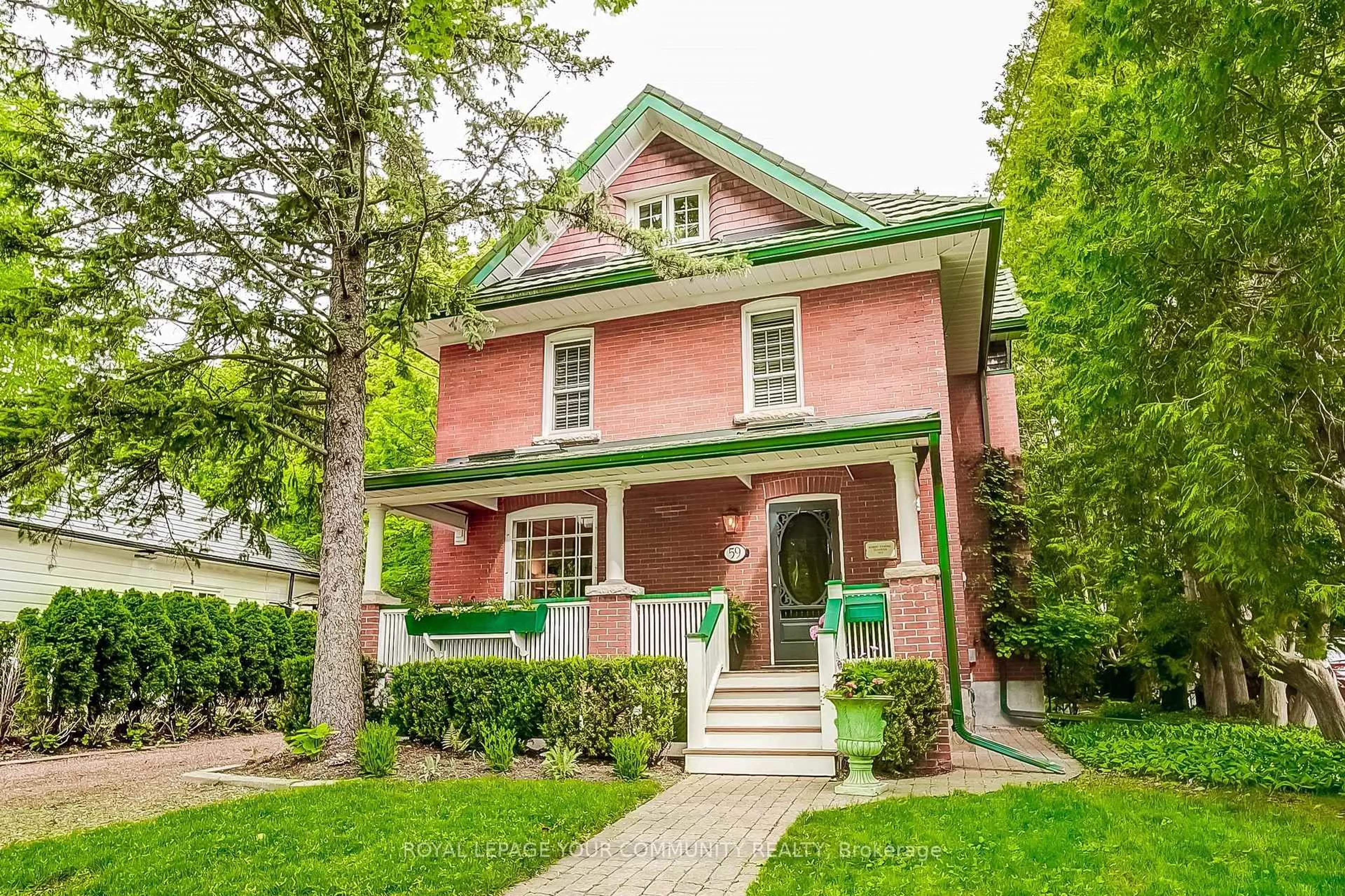 Home with brick exterior material, street for 650 King St #211, Toronto Ontario M5V 1M7