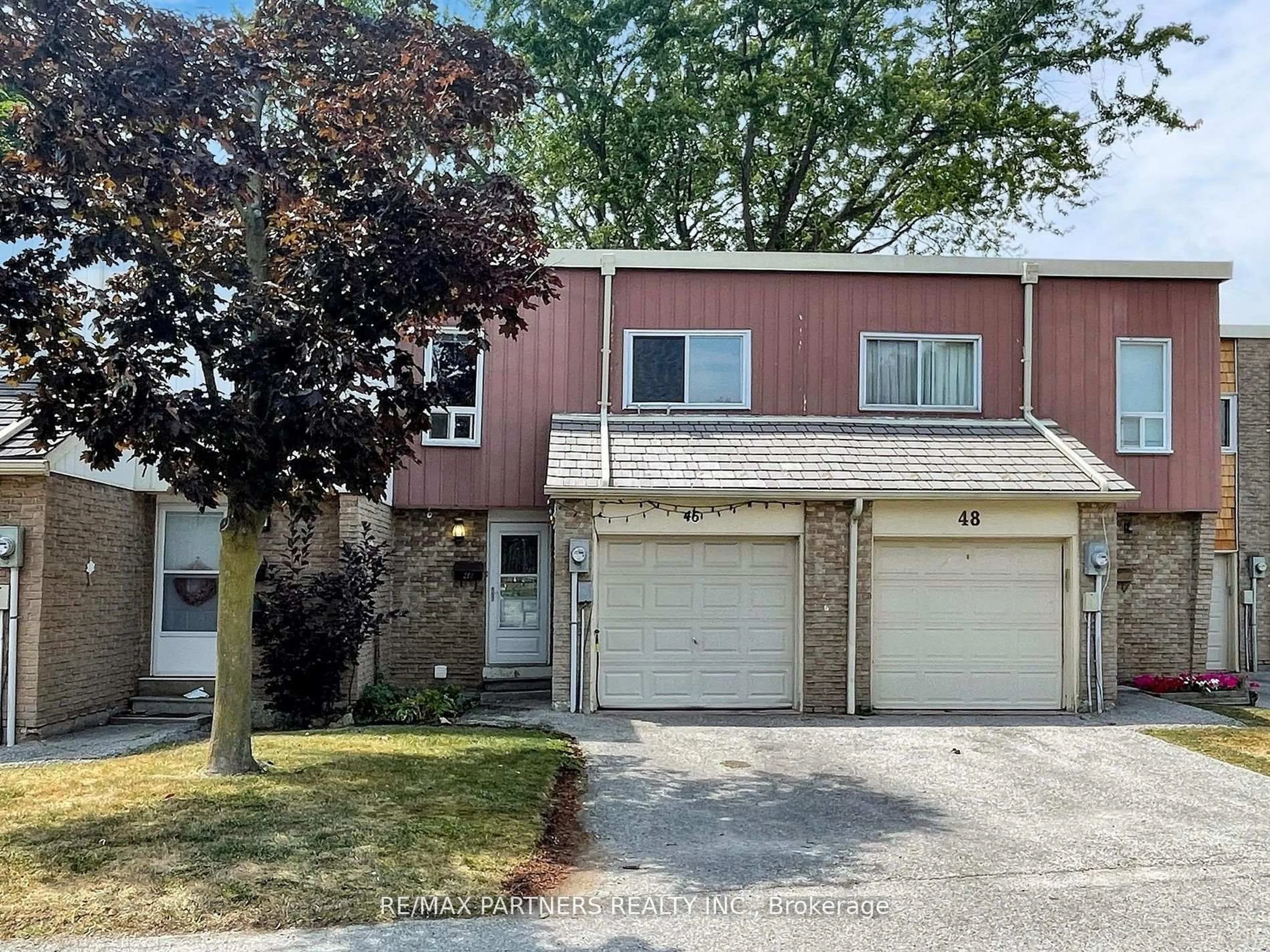 Home with vinyl exterior material, street for 46 Woody Vine Way, Toronto Ontario M2J 4H6