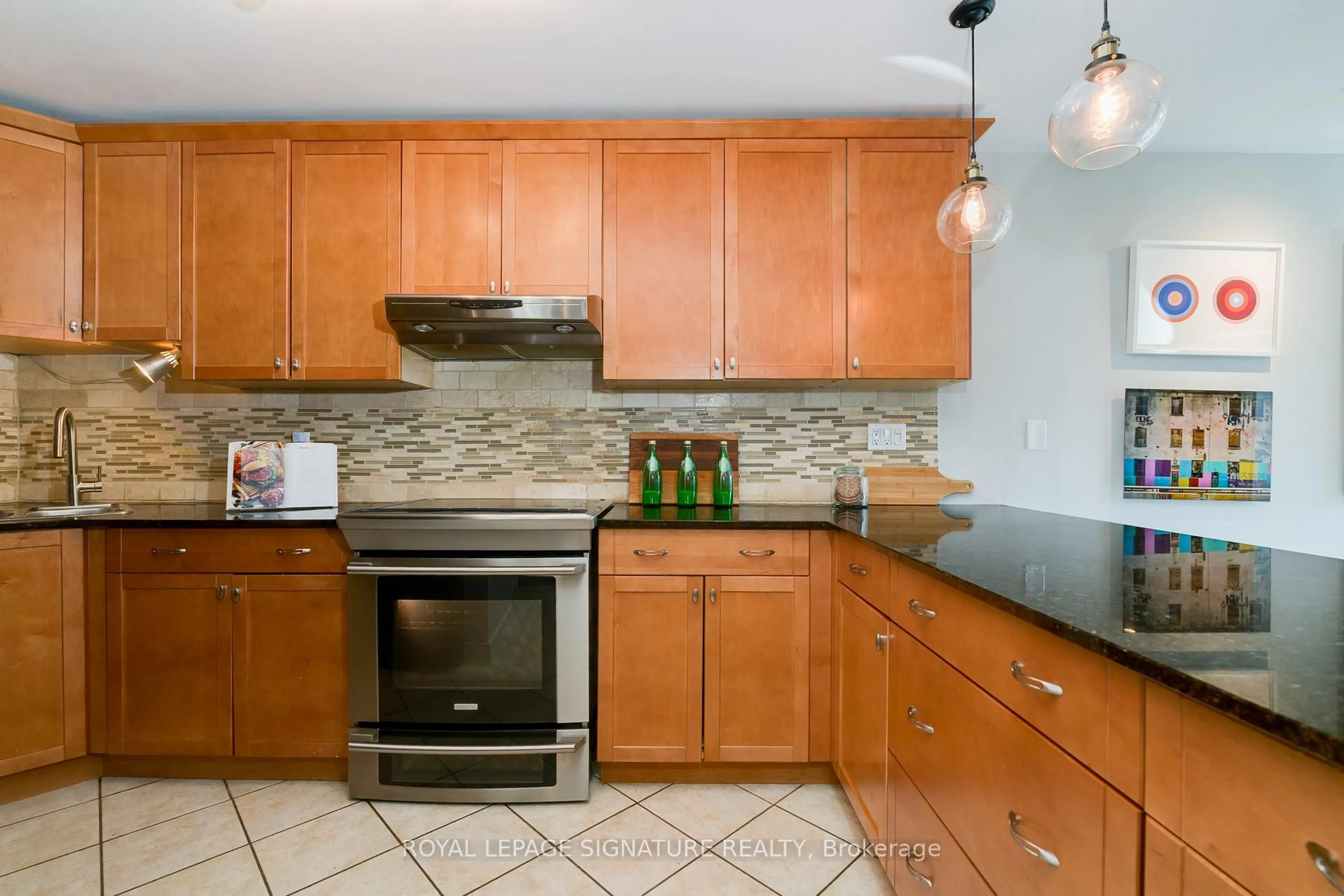Unknown for 4005 Don Mills Rd #235, Toronto Ontario M2H 3J9
