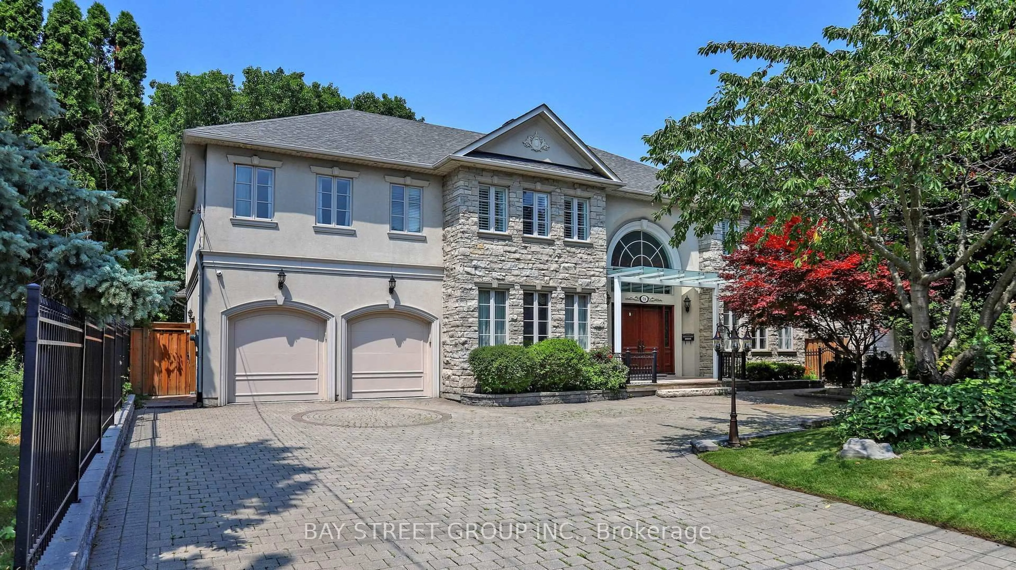Home with brick exterior material, street for 78 York Rd, Toronto Ontario M2L 1H8
