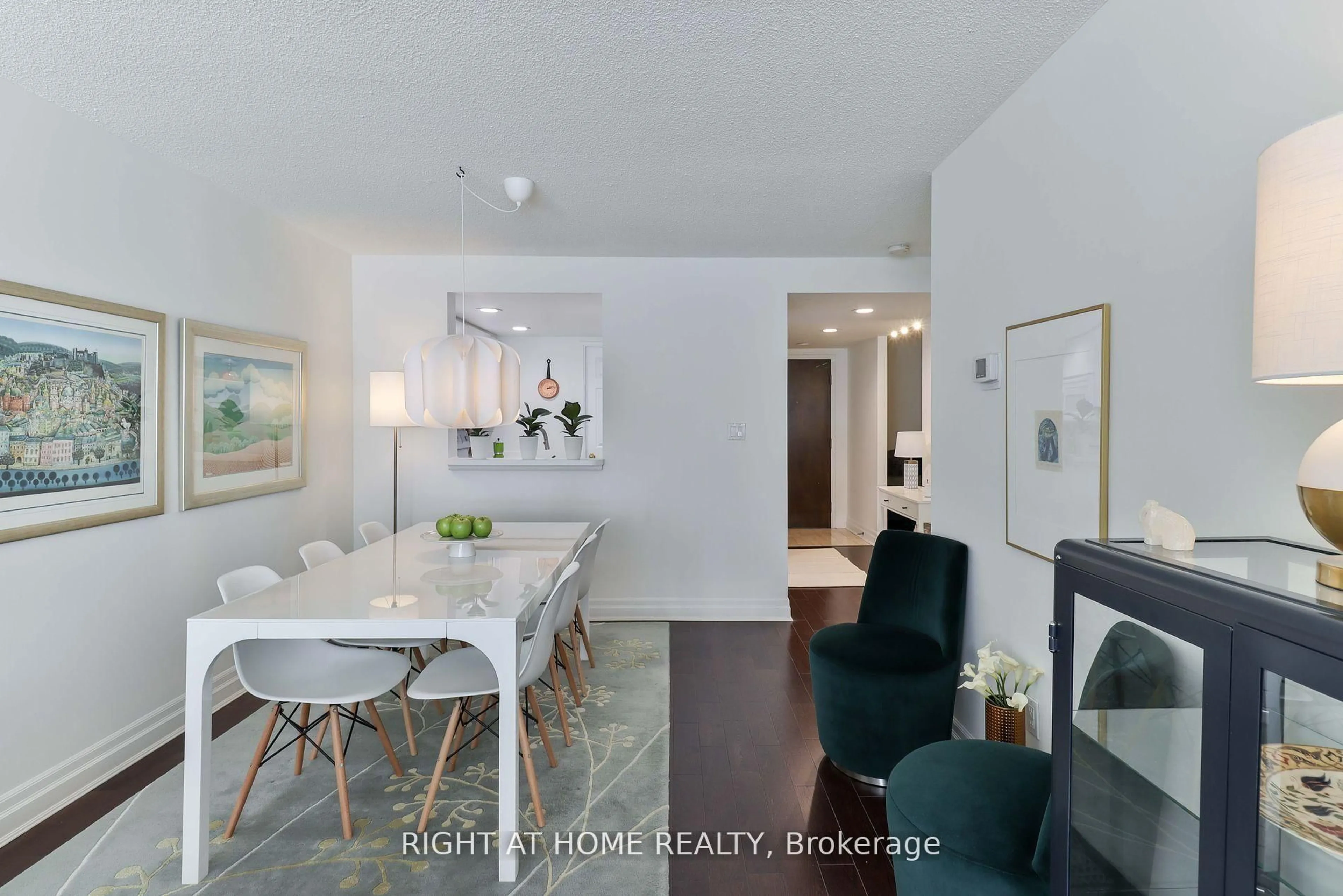 Dining room, unknown for 225 Davenport Rd #402, Toronto Ontario M5R 3R2