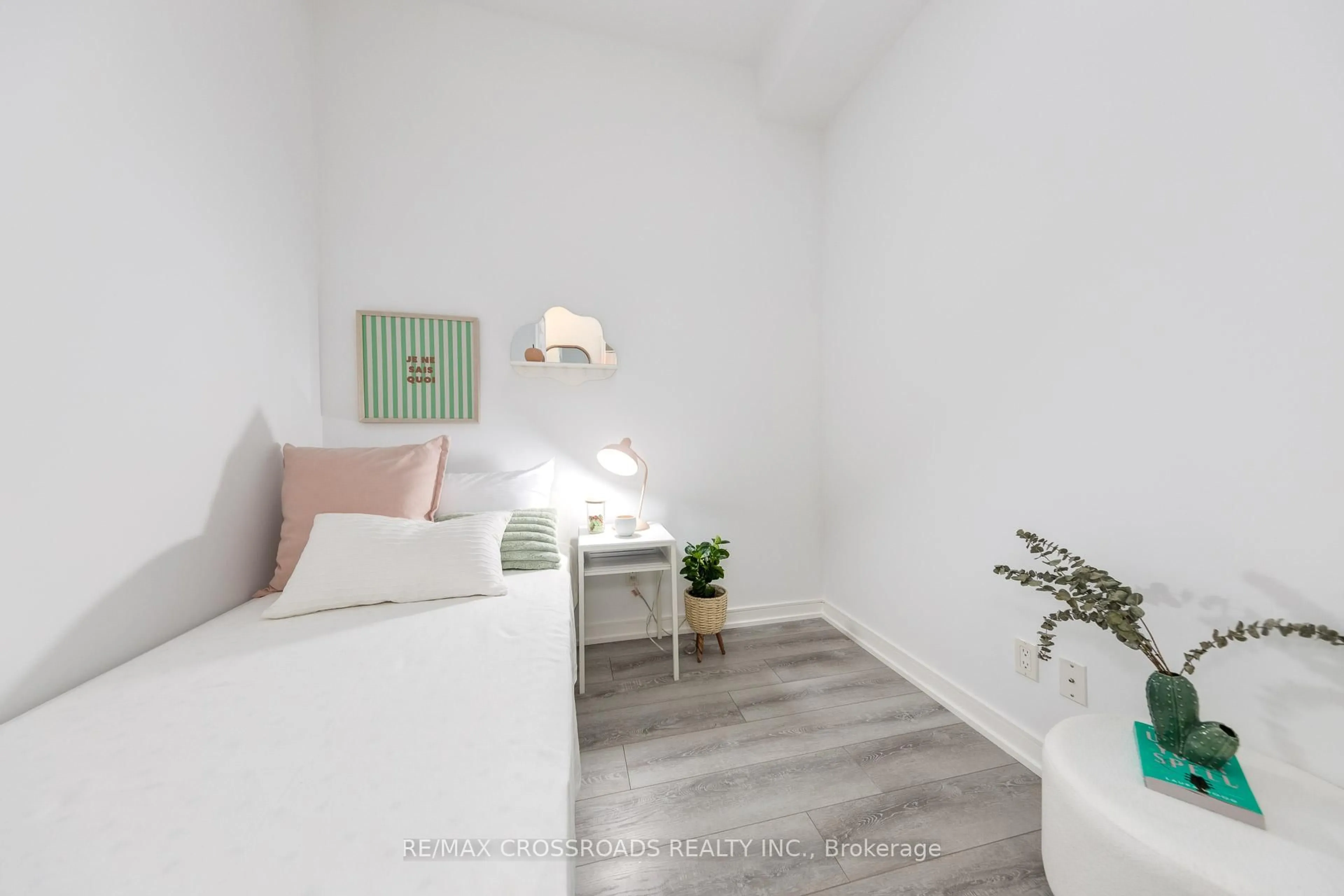 Unknown for 88 Scott St #3405, Toronto Ontario M5E 0A9