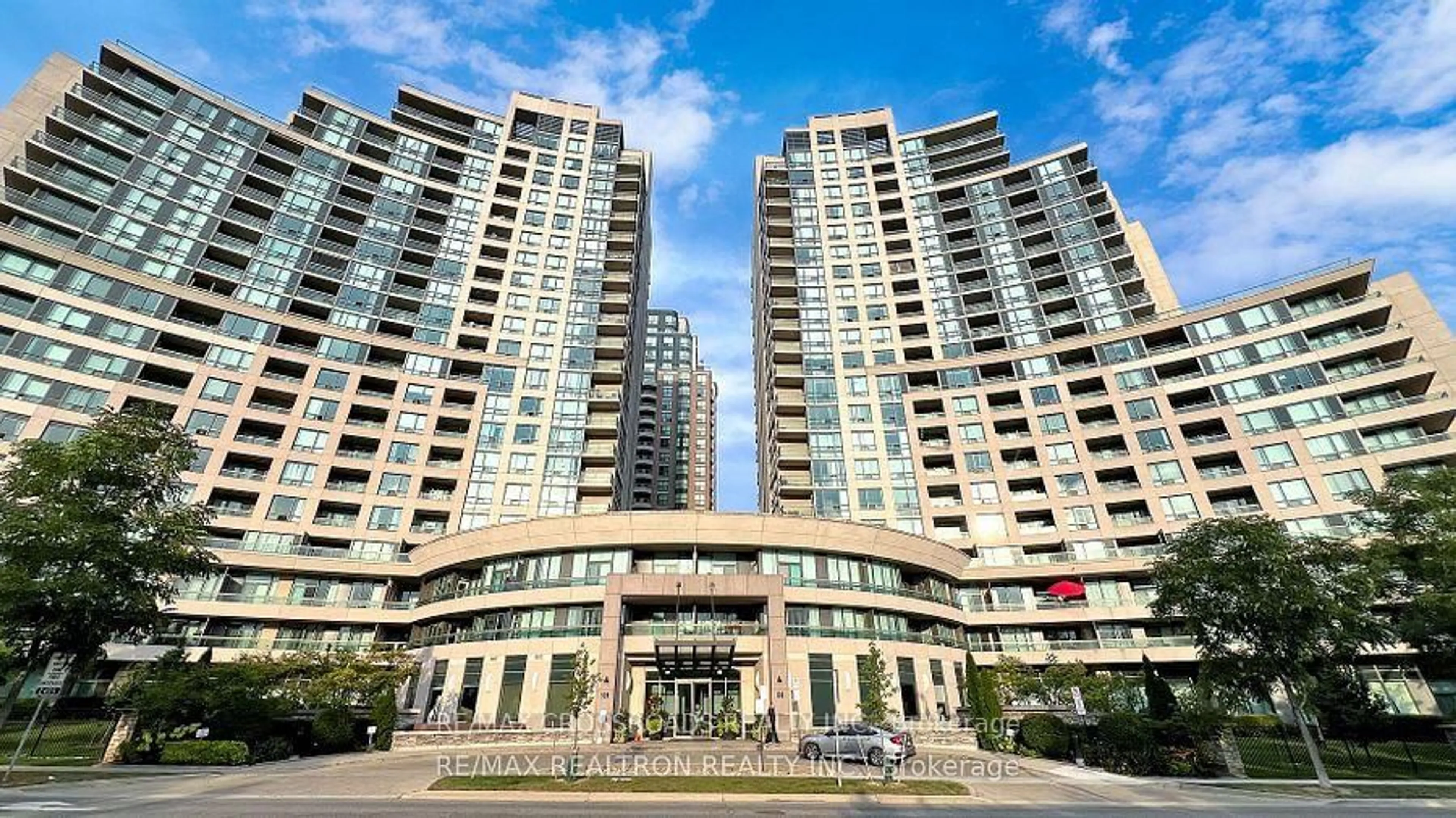 Indoor foyer for 509 Beecroft Rd #1512, Toronto Ontario M2N 0A3