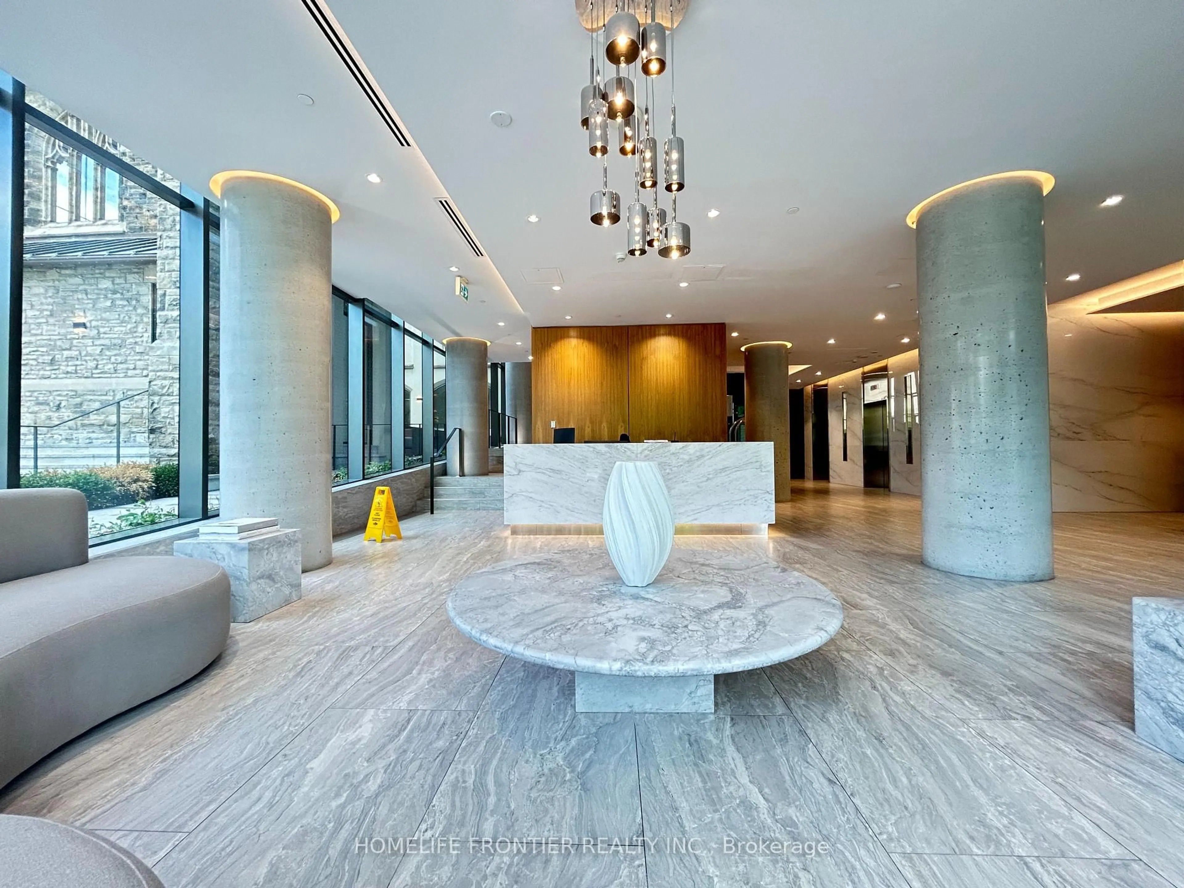 Lobby for 99 Foxbar Rd #806, Toronto Ontario M4V 0B2