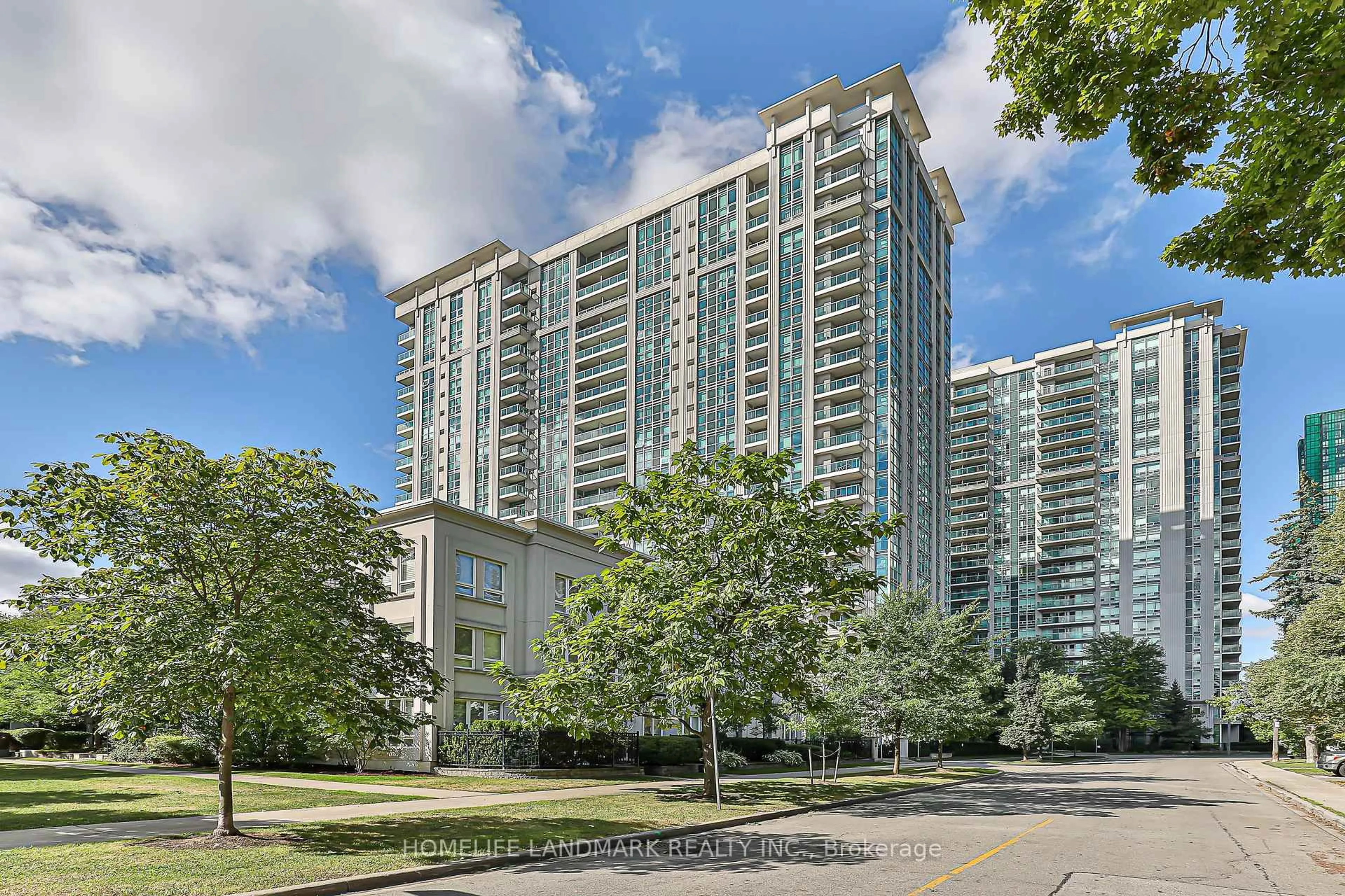 Patio, unknown for 17 Anndale Dr #1615, Toronto Ontario M2N 2W7