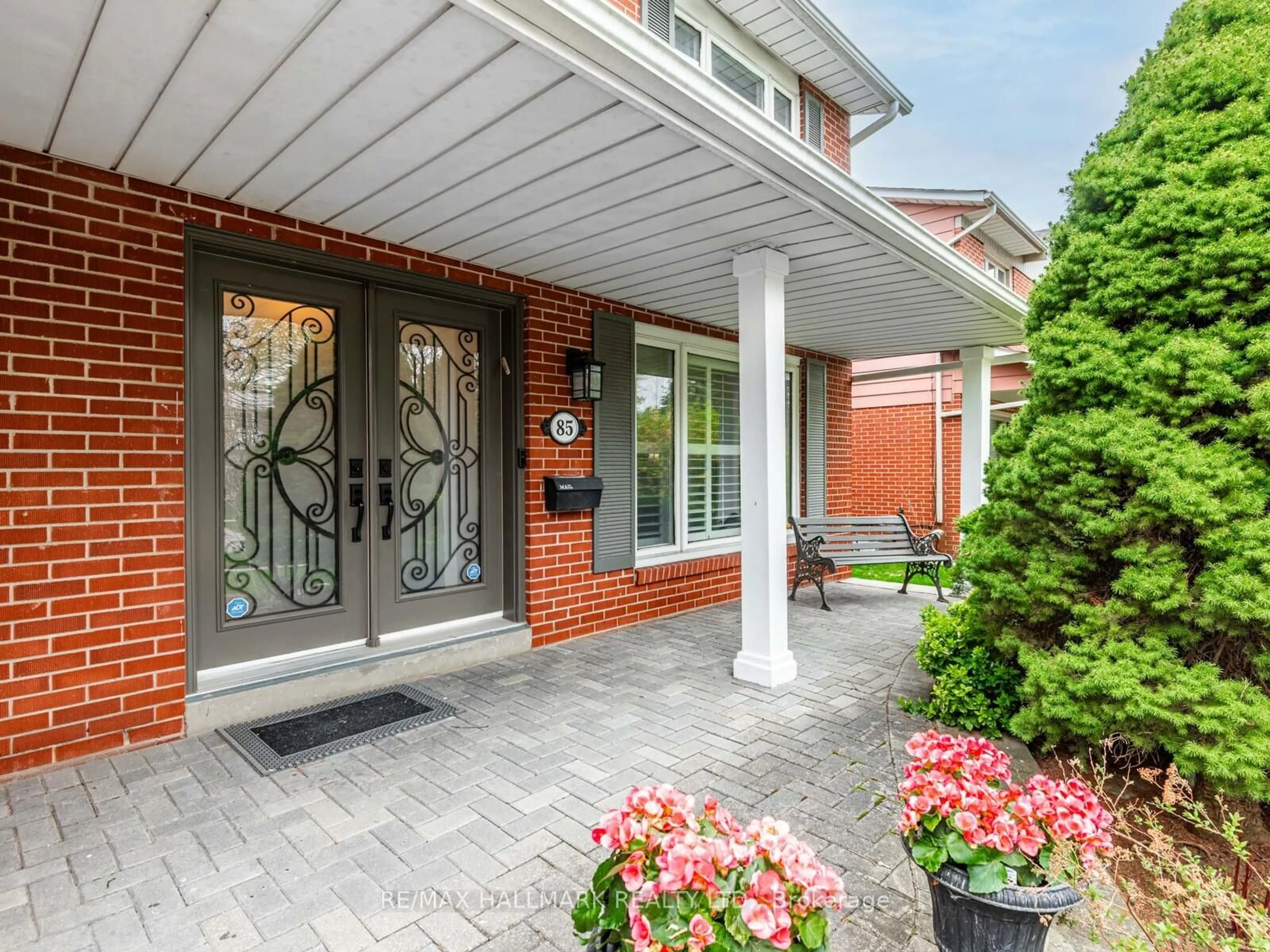 Home with brick exterior material, street for 85 Ames Circ, Toronto Ontario M3B 3C2