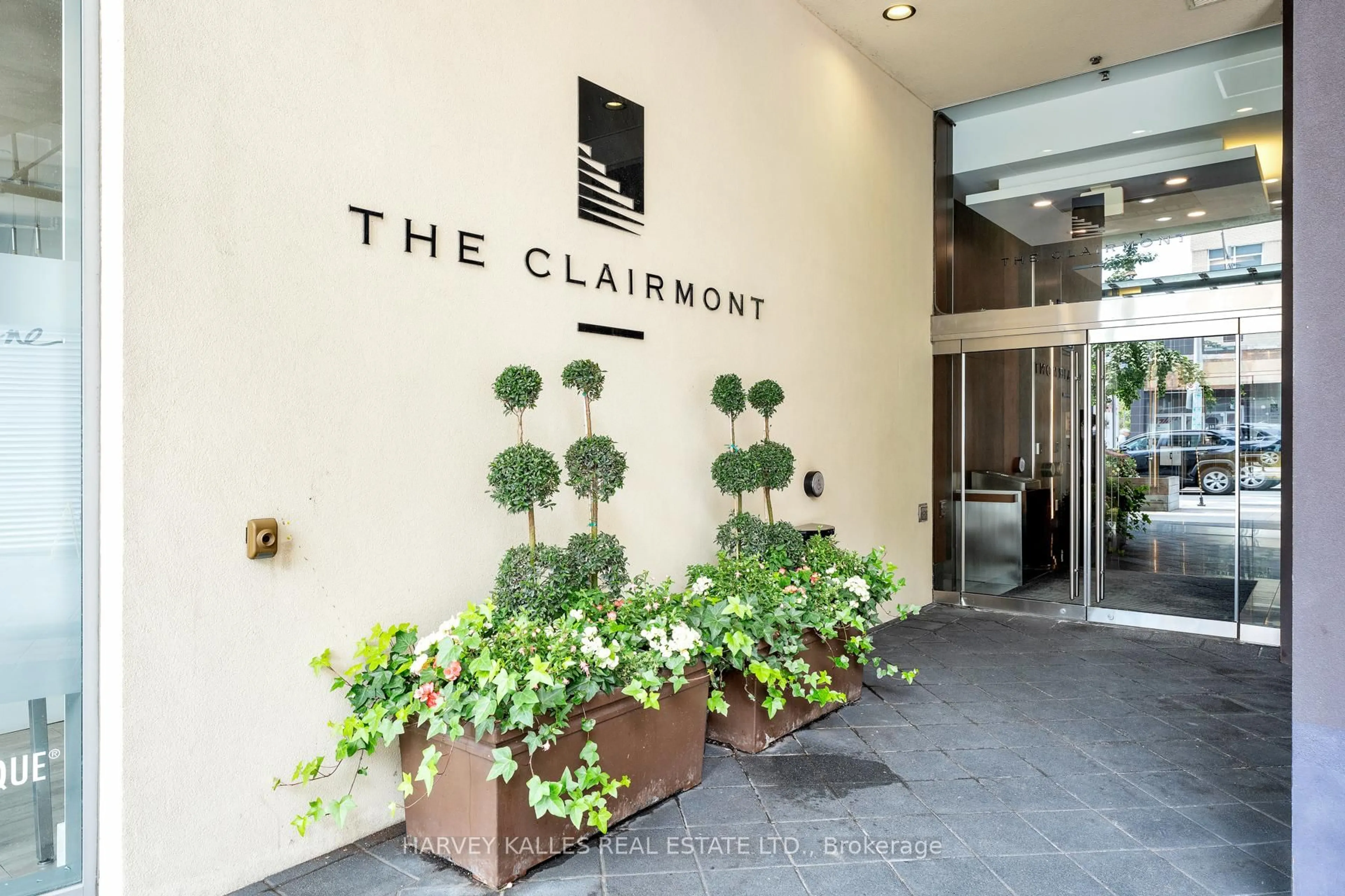 Lobby for 1430 Yonge St #1201, Toronto Ontario M4T 1Y6