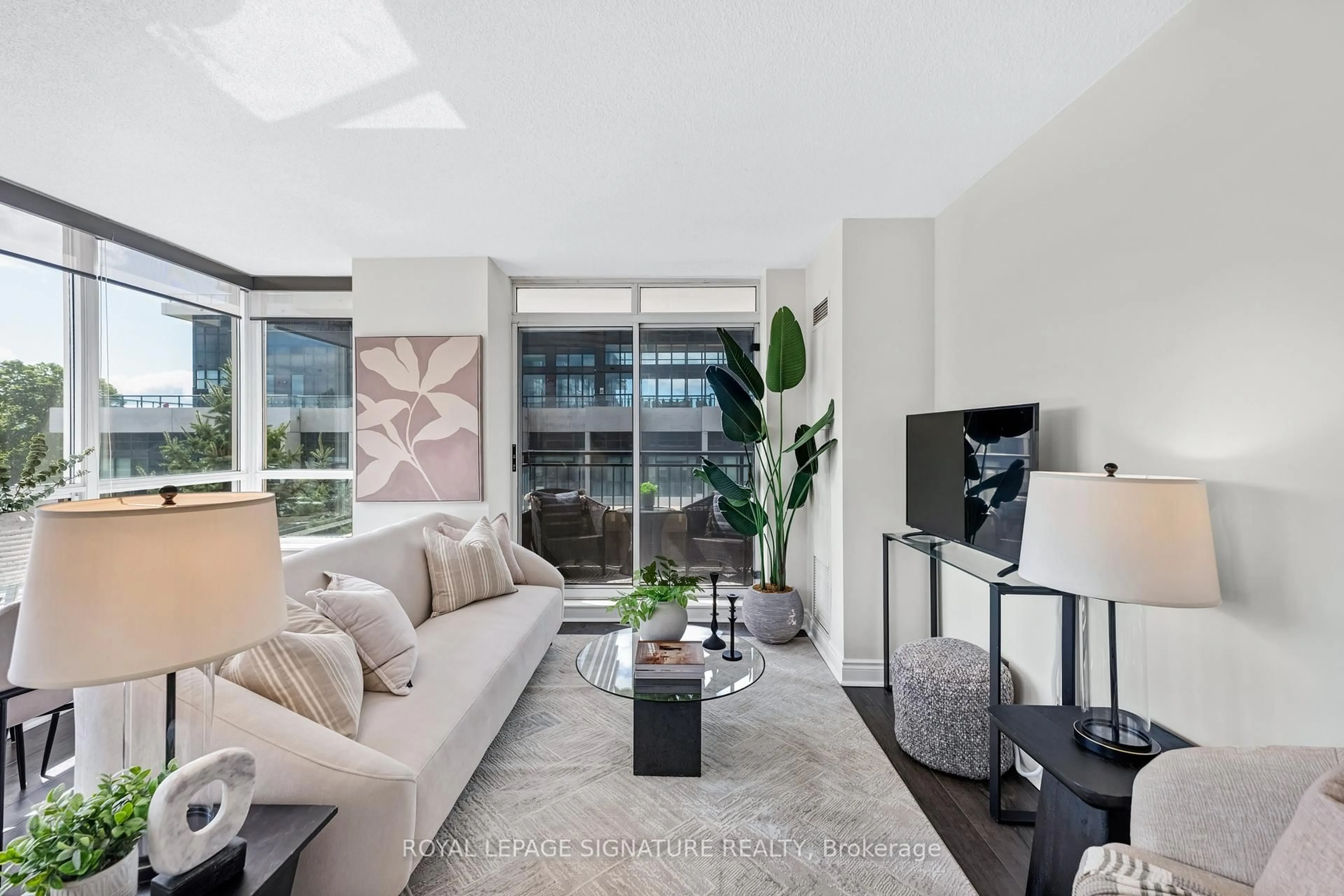 Living room with furniture, unknown for 1103 Leslie St #403, Toronto Ontario M3C 4G8