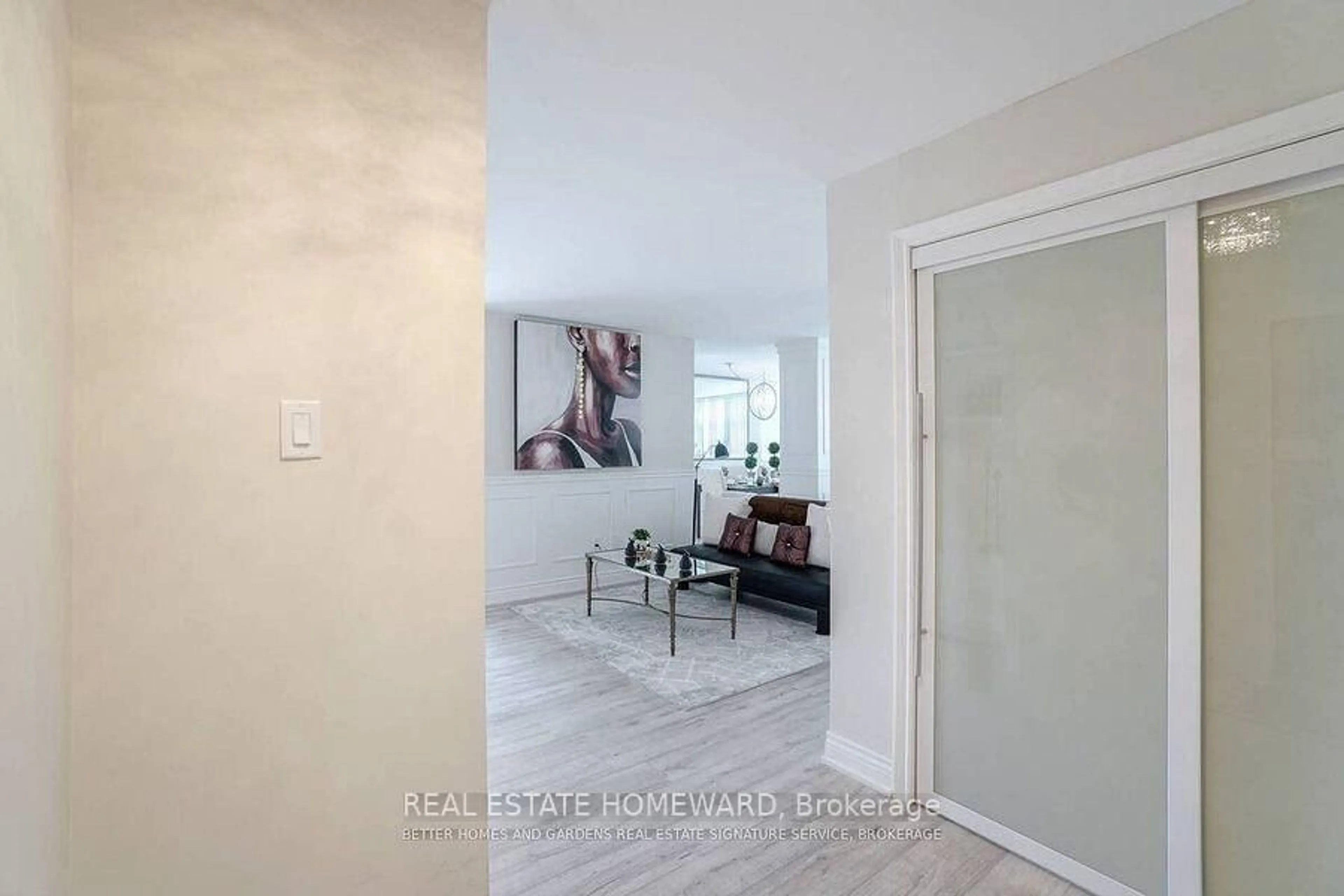 Indoor entryway for 100 Antibes Dr #2803, Toronto Ontario M2R 3N1