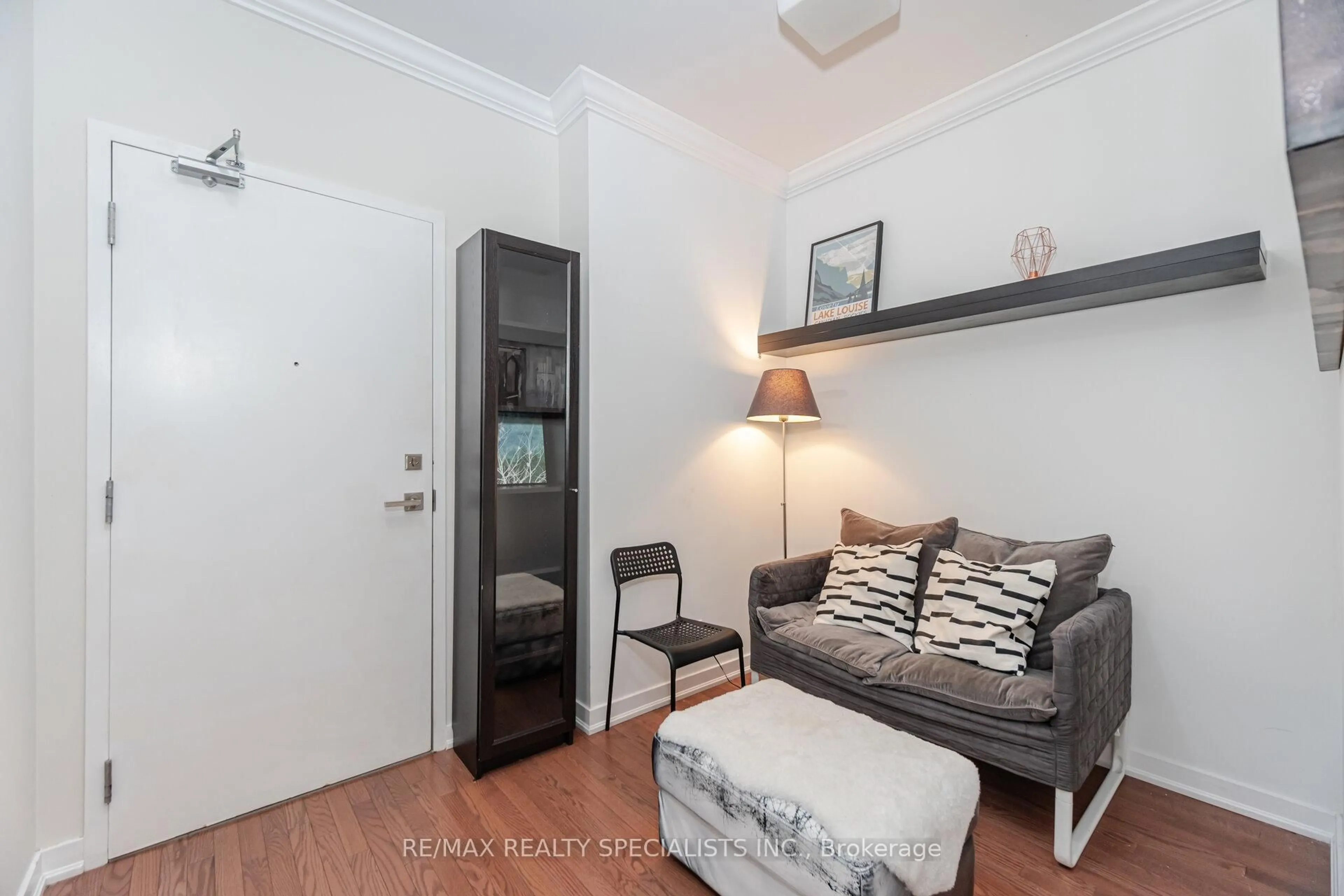 Unknown for 12 York St #804, Toronto Ontario M5J 0A9