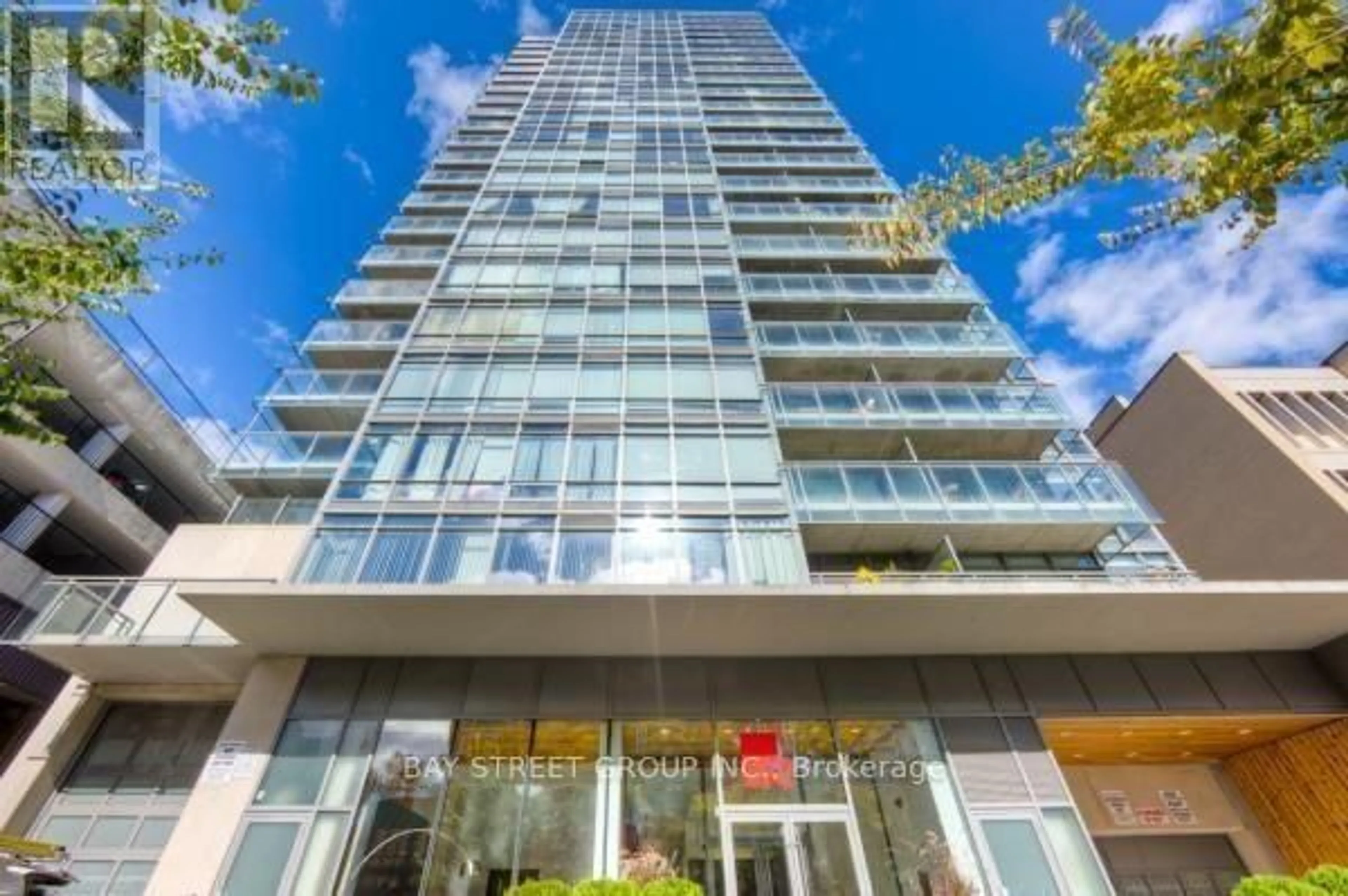 Indoor foyer for 22 Wellesley St #1602, Toronto Ontario M4Y 1G3
