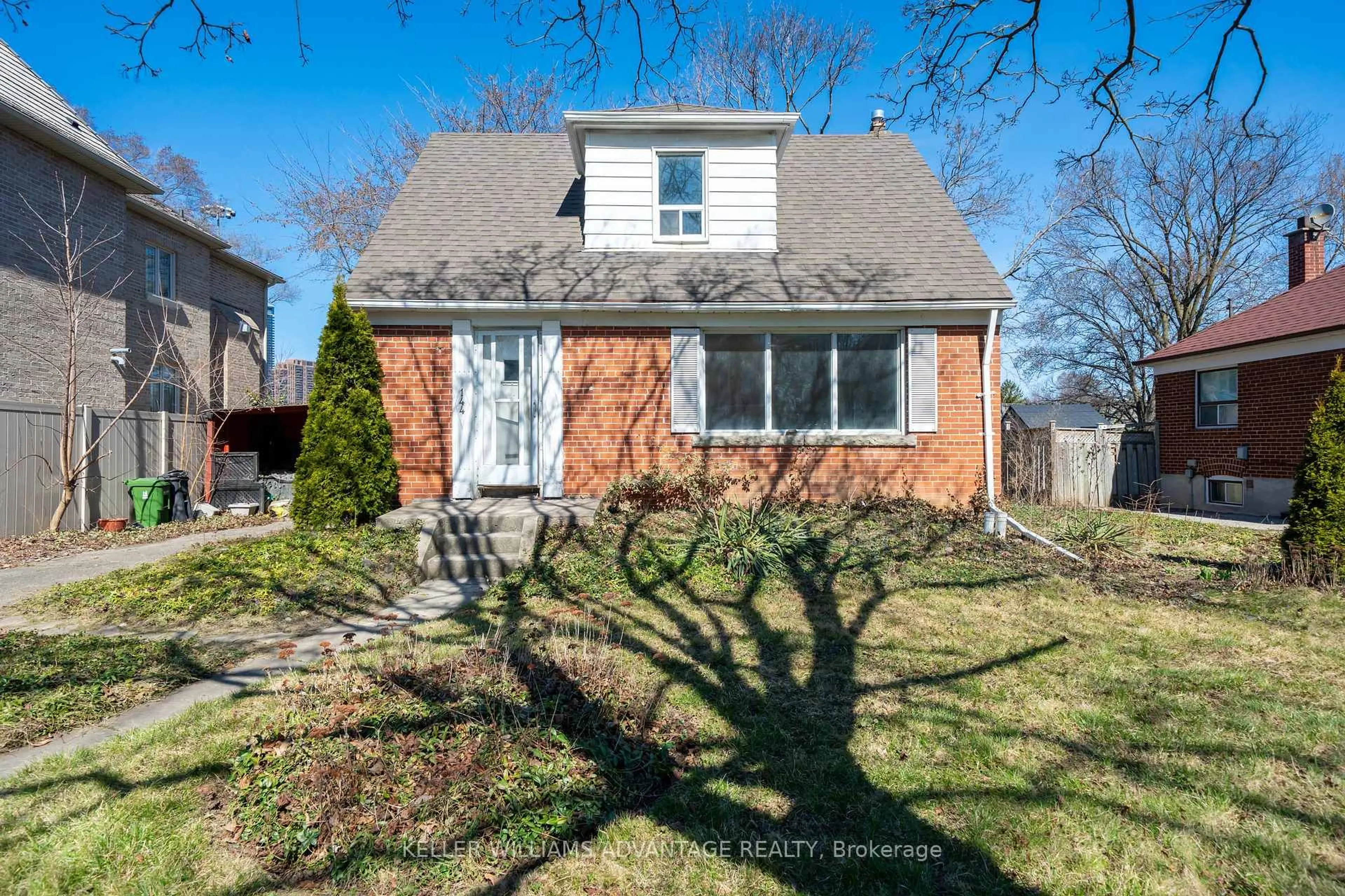 Unknown for 144 Upper Canada Dr, Toronto Ontario M2P 1S8