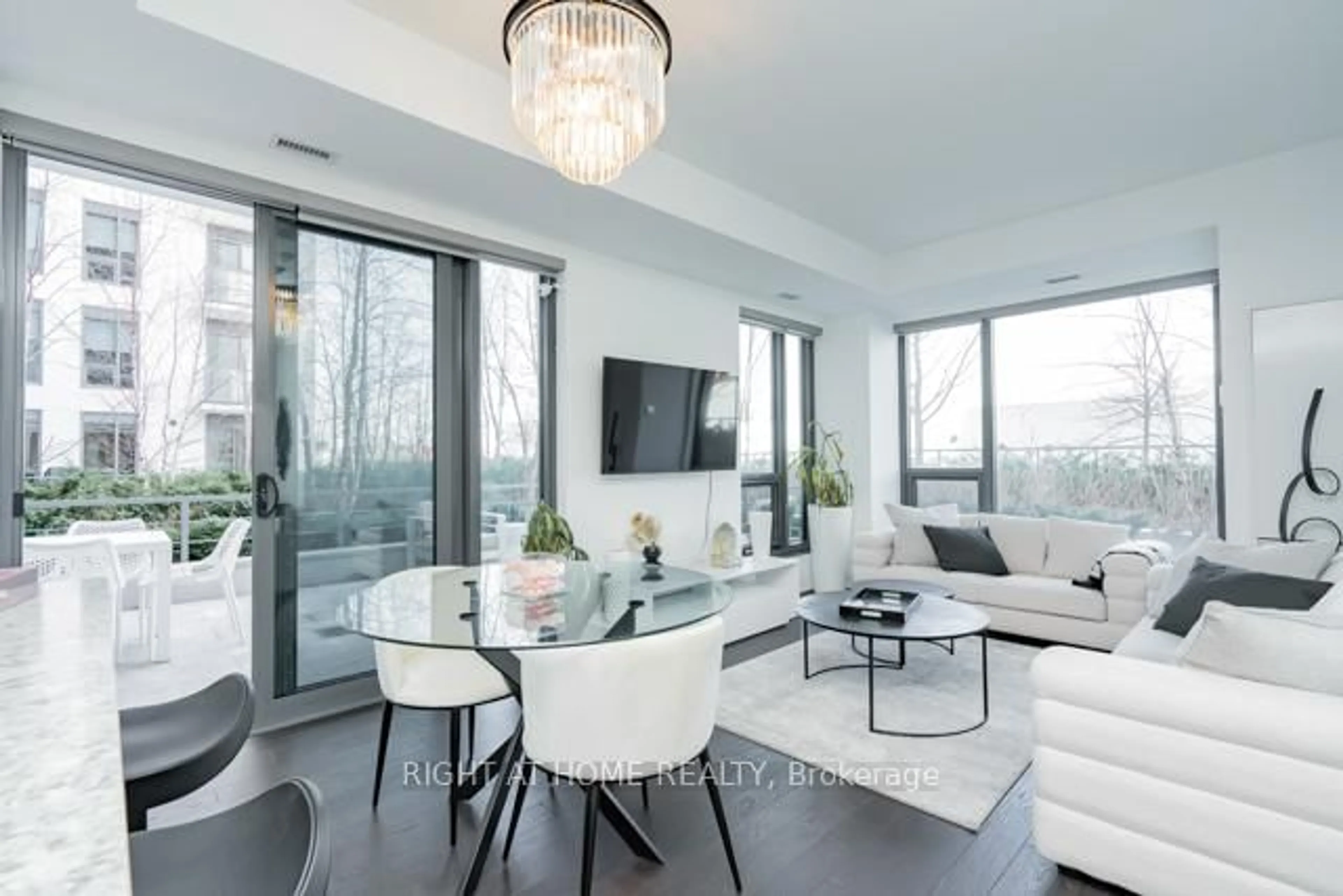Living room with furniture, unknown for 280 Howland Ave #226, Toronto Ontario M5R 0C3