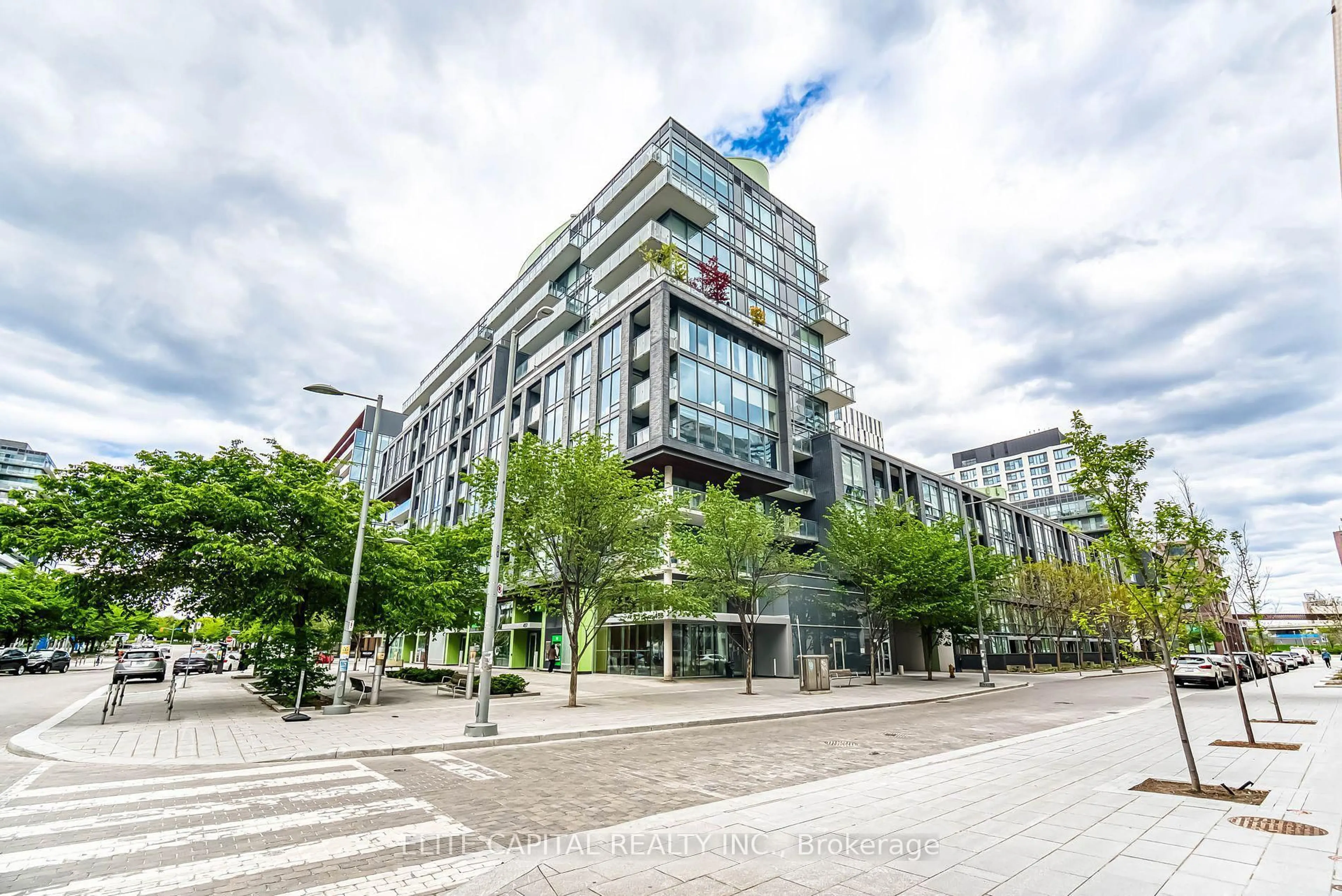 Unknown for 455 Front St, Toronto Ontario M5A 0G2