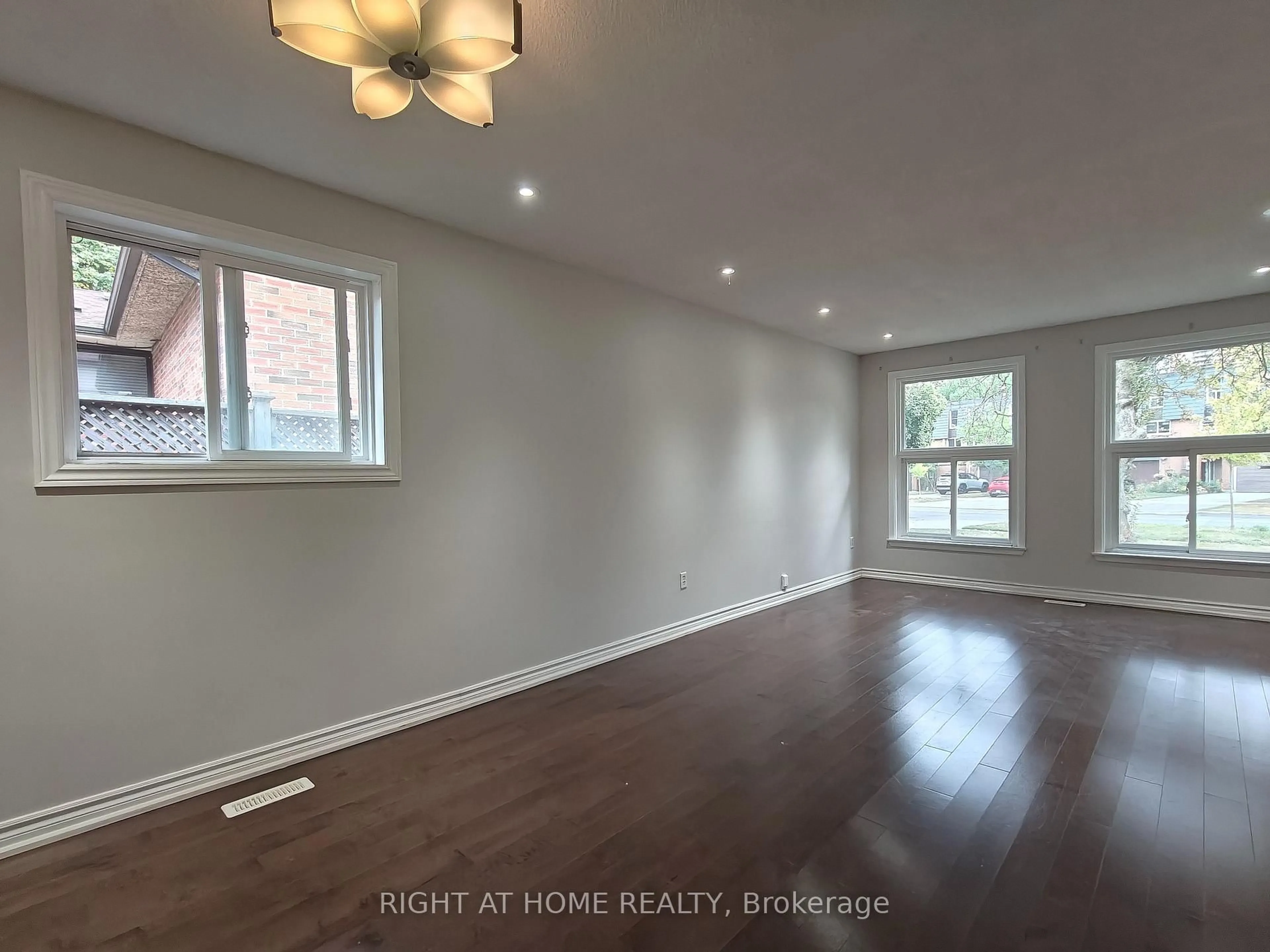 A pic of a room for 182 mcnicoll Ave, Toronto Ontario M2N 3K7
