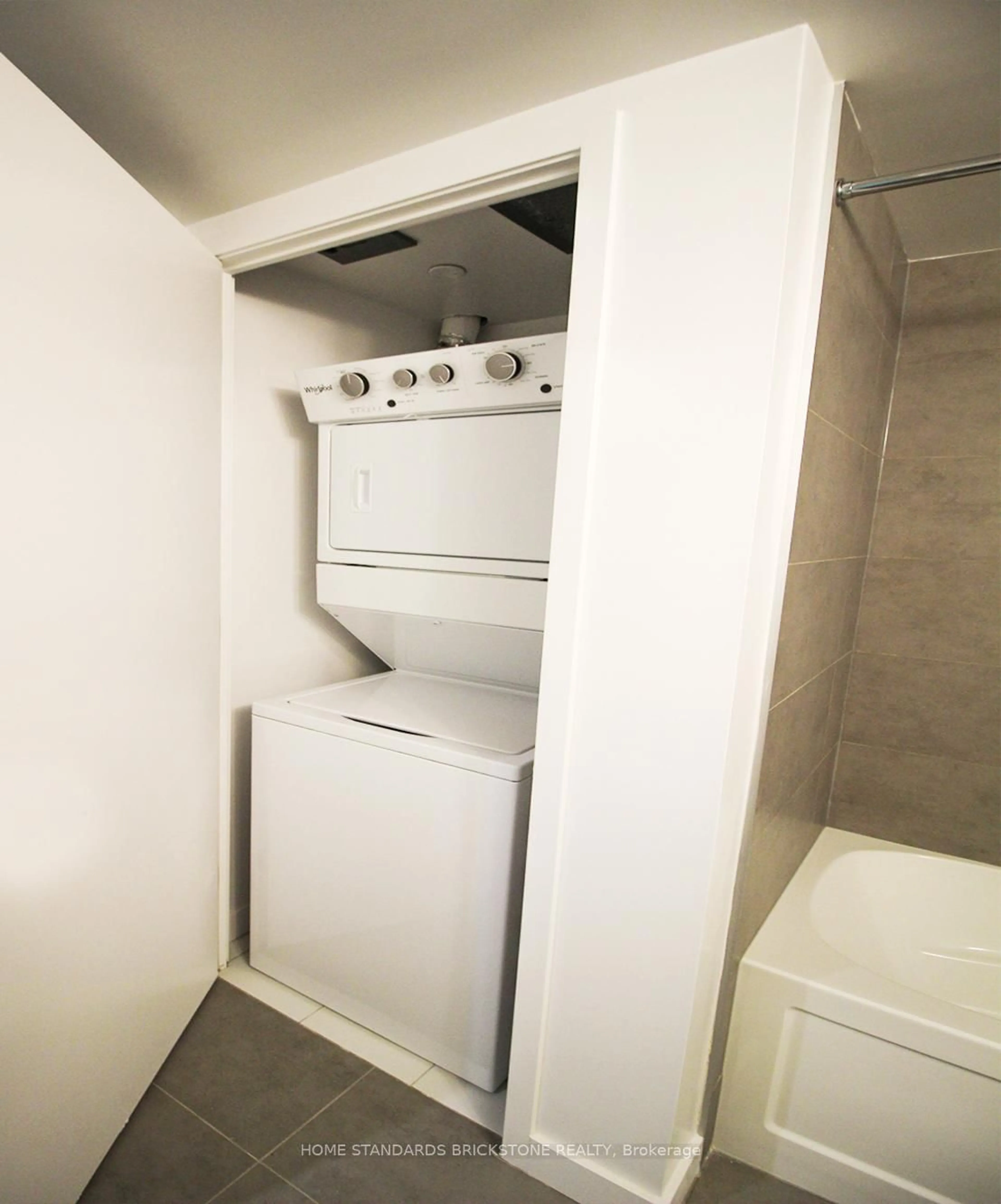 Laundry room for 8 Tippett Rd #709, Toronto Ontario M3H 2V2