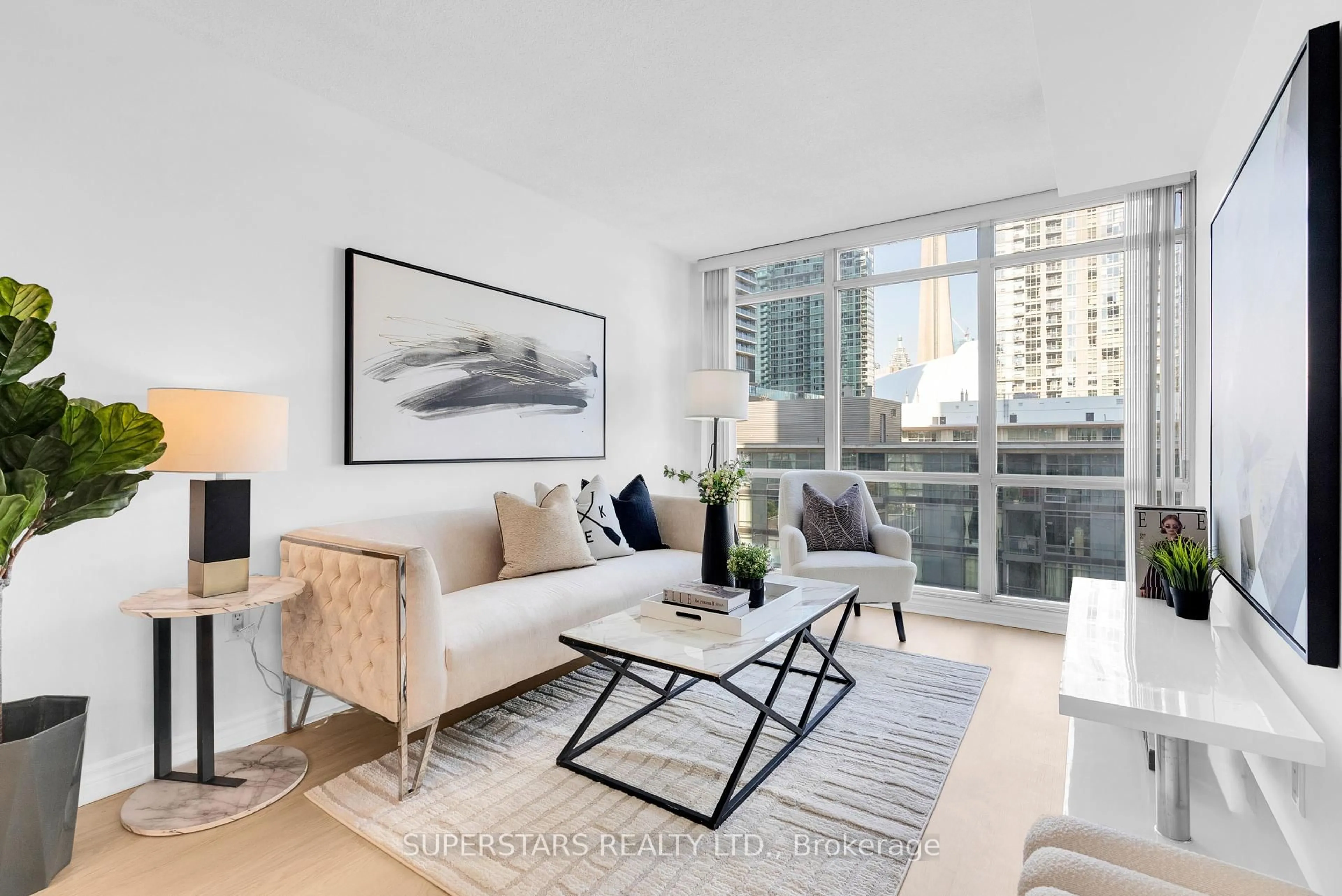 Living room with furniture, unknown for 15 Fort York Blvd #1008, Toronto Ontario M5V 3Y4