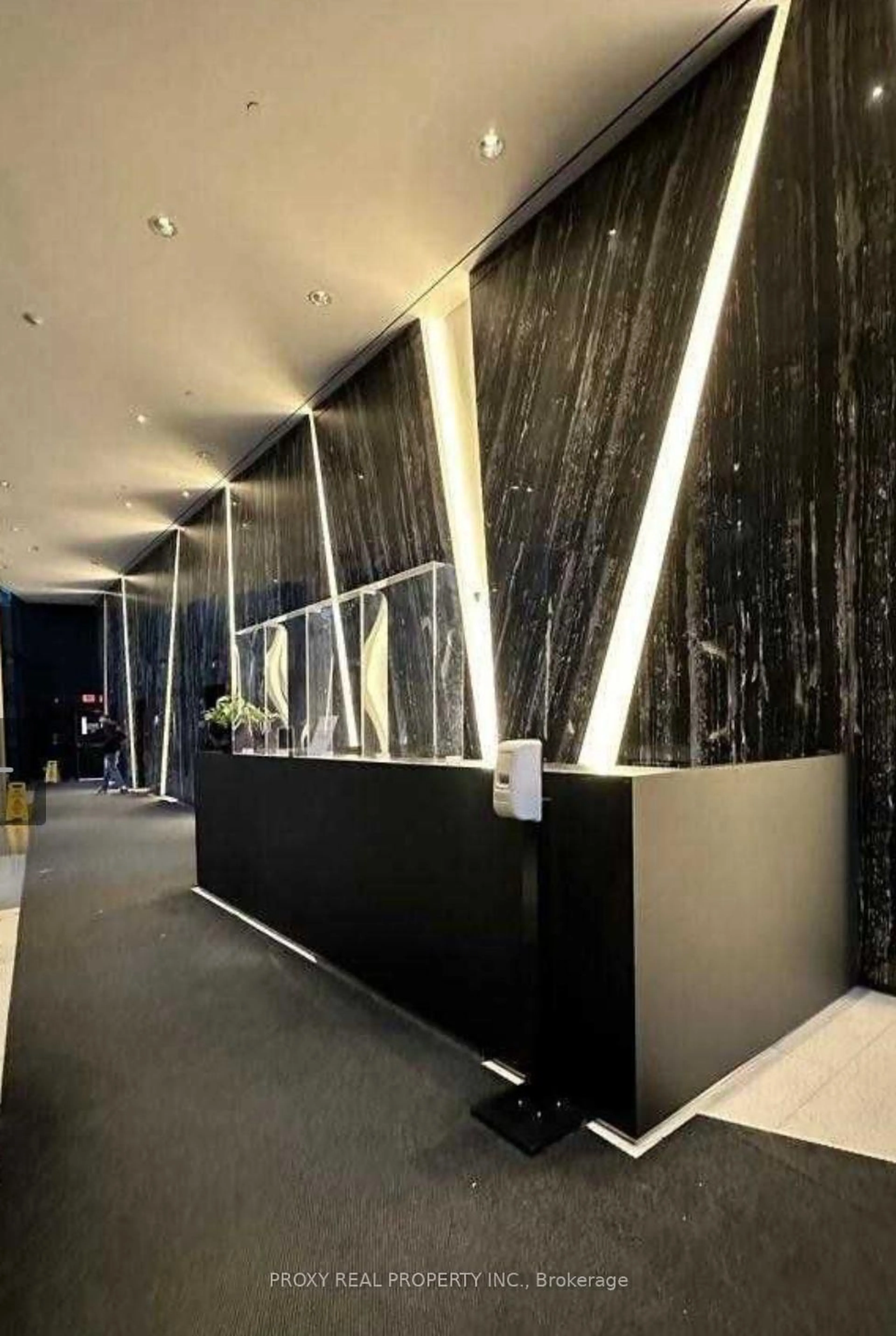 Lobby for 125 Peter St #2404, Toronto Ontario M5V 0M2