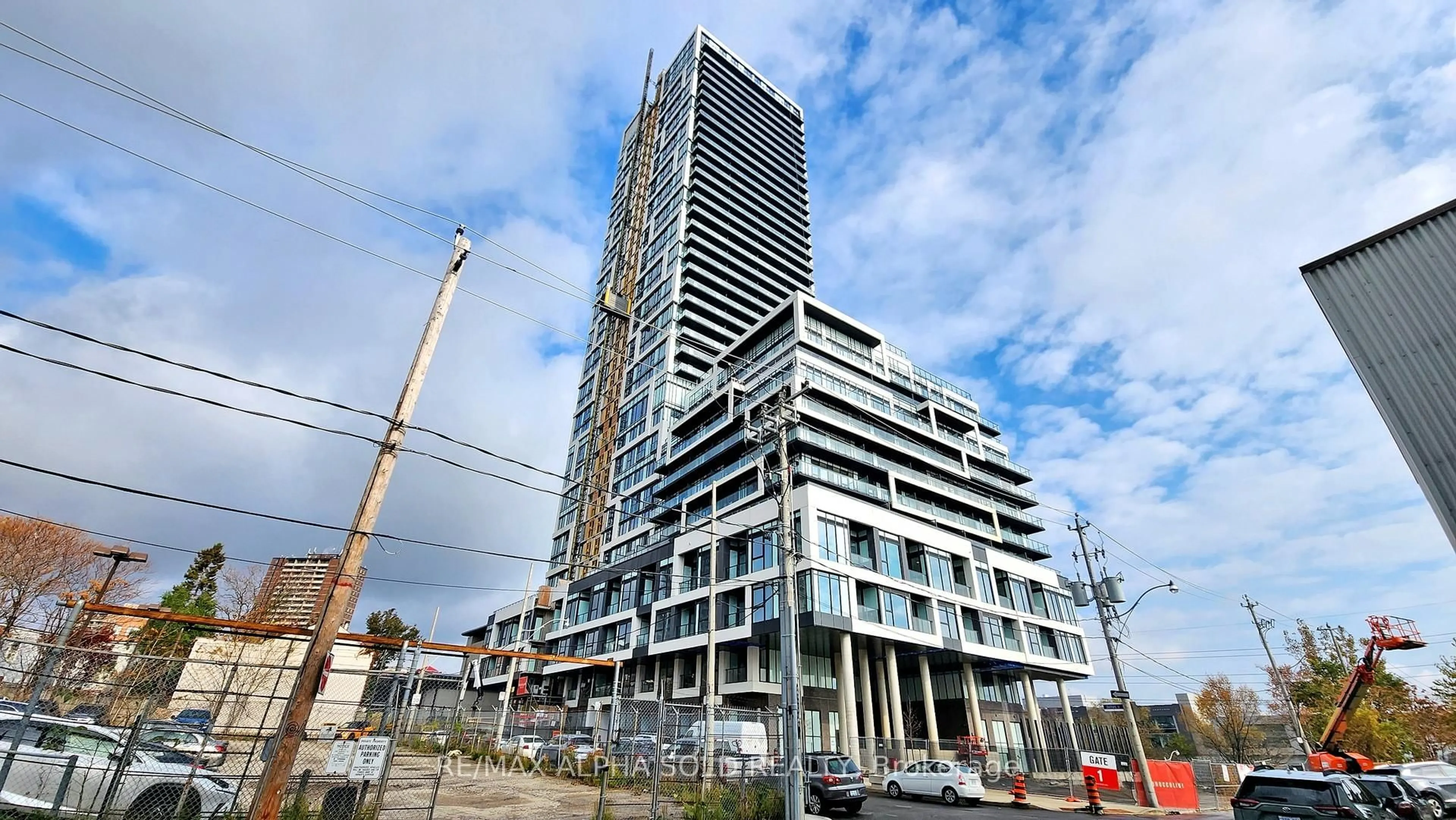 Unknown for 5 Defries St #1005, Toronto Ontario M5A 0W7