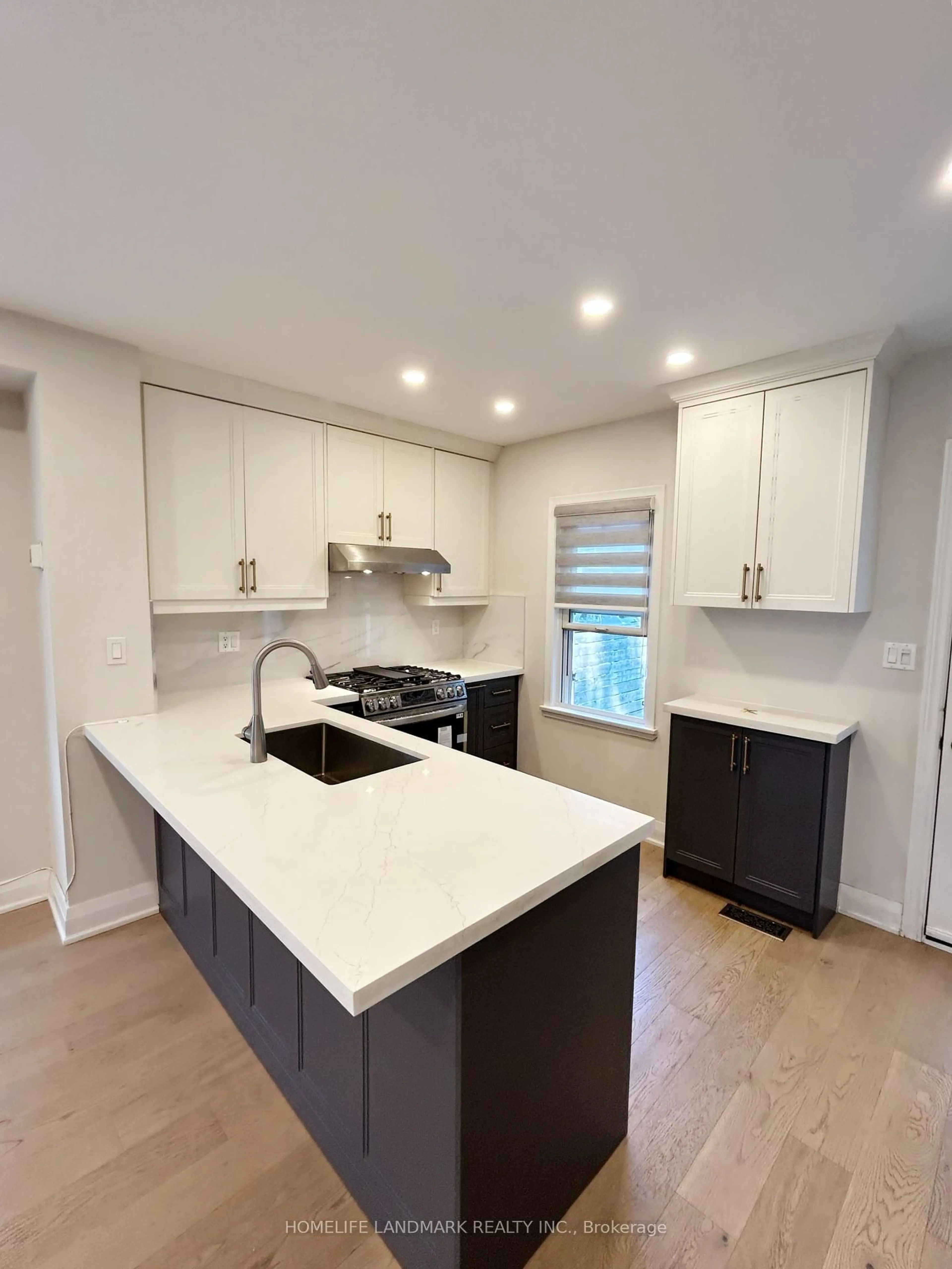 Open concept kitchen, unknown for 111 Greer Rd, Toronto Ontario M5M 3N2