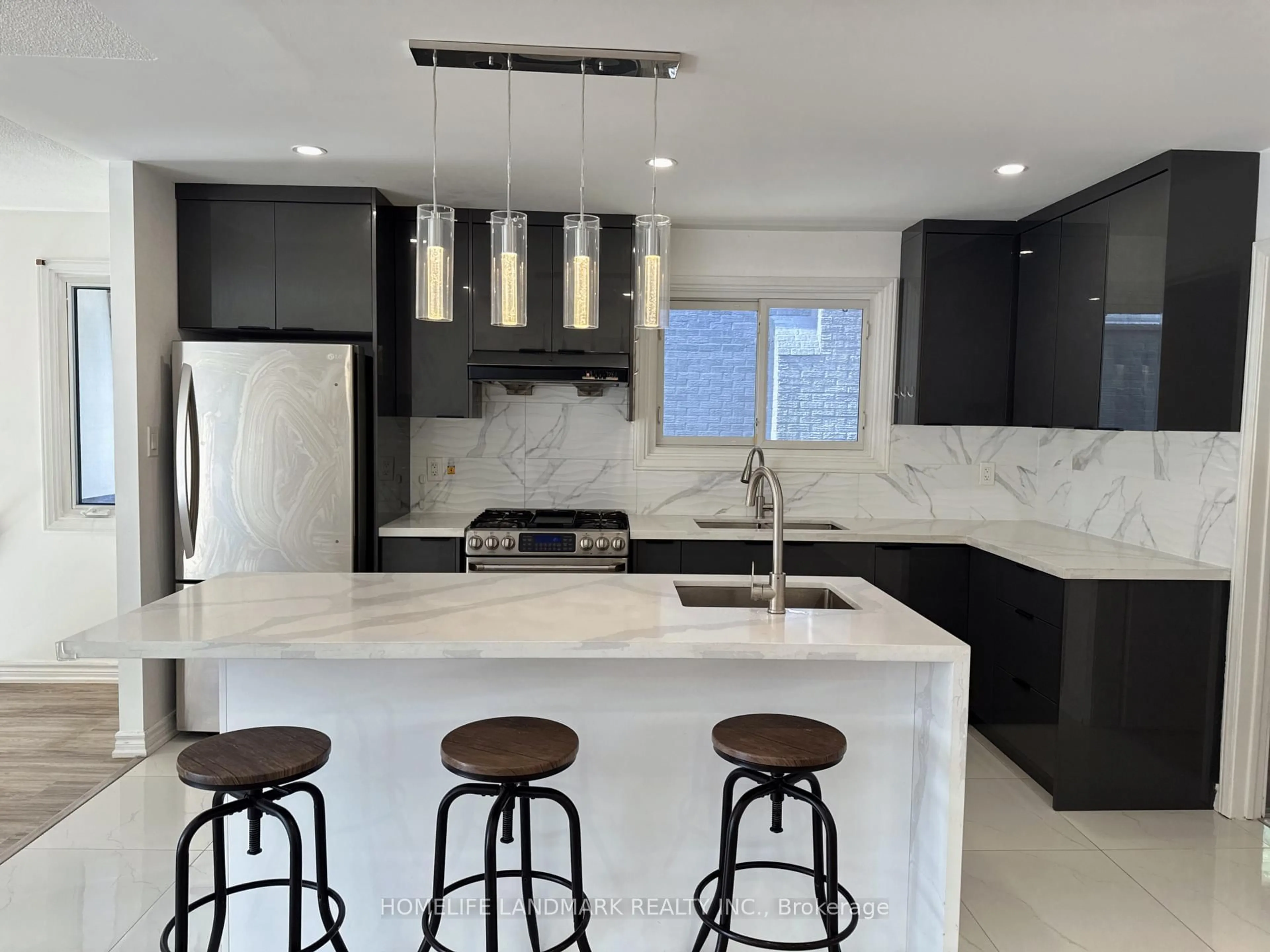 Contemporary kitchen, ceramic/tile floor for 104 Loganberry Cres, Toronto Ontario M2H 3H1