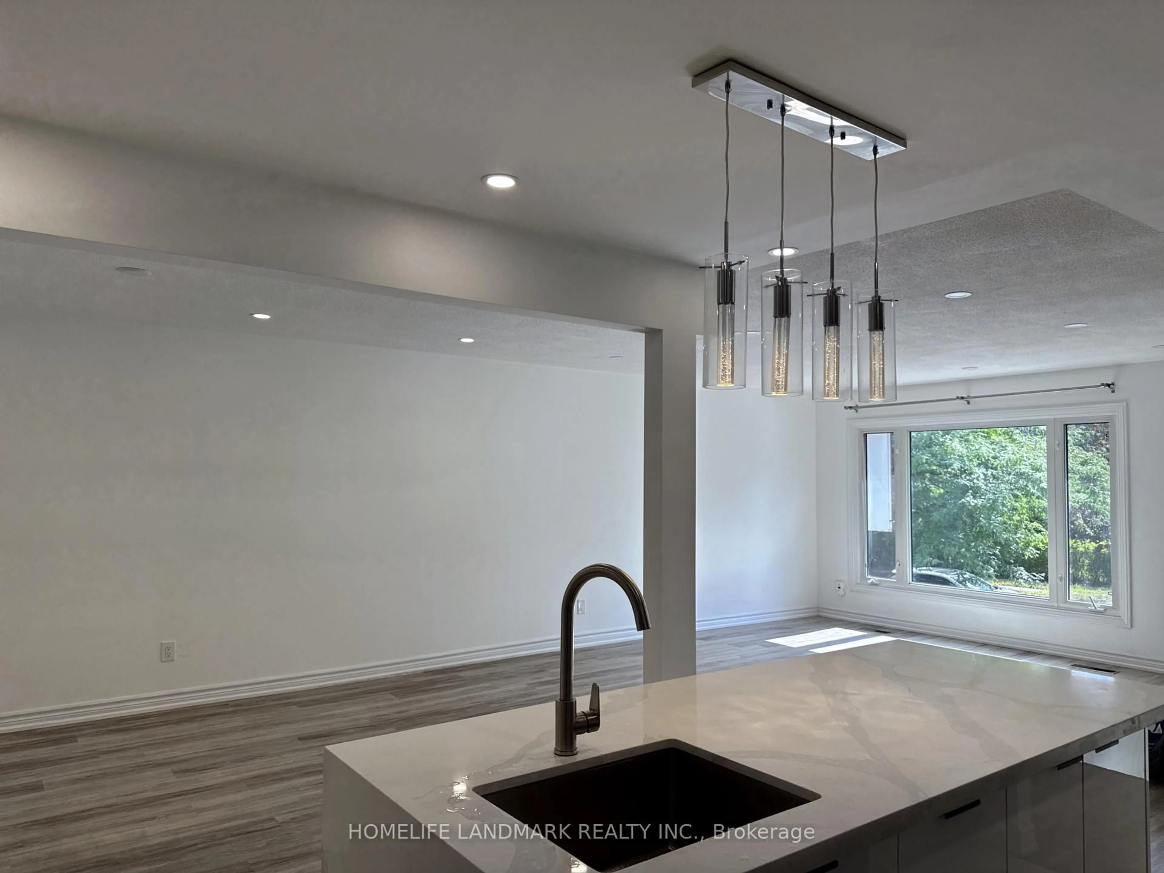 Open concept kitchen, unknown for 104 Loganberry Cres, Toronto Ontario M2H 3H1