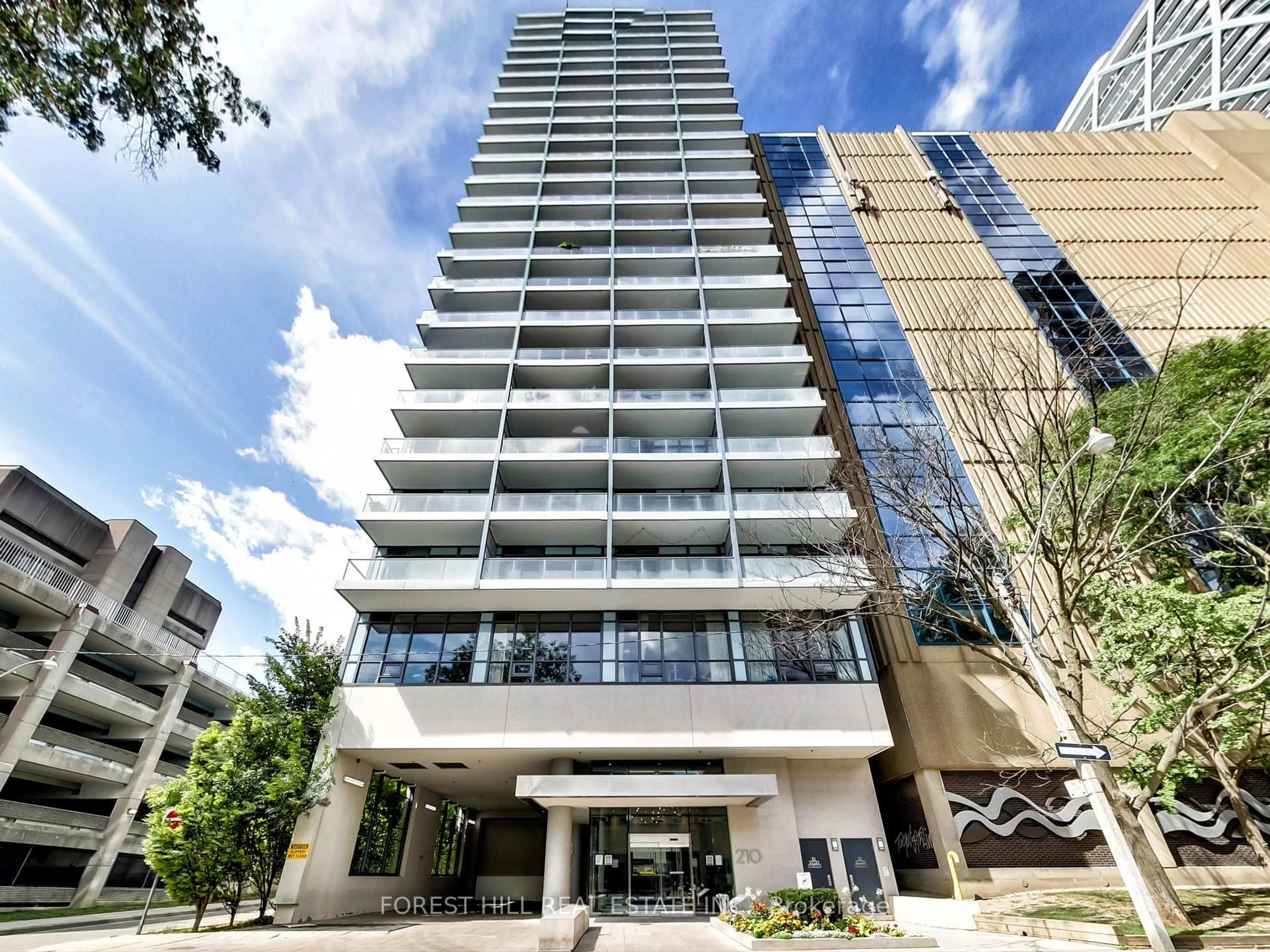 Indoor foyer for 210 Simcoe St #2301, Toronto Ontario M5T 0A9