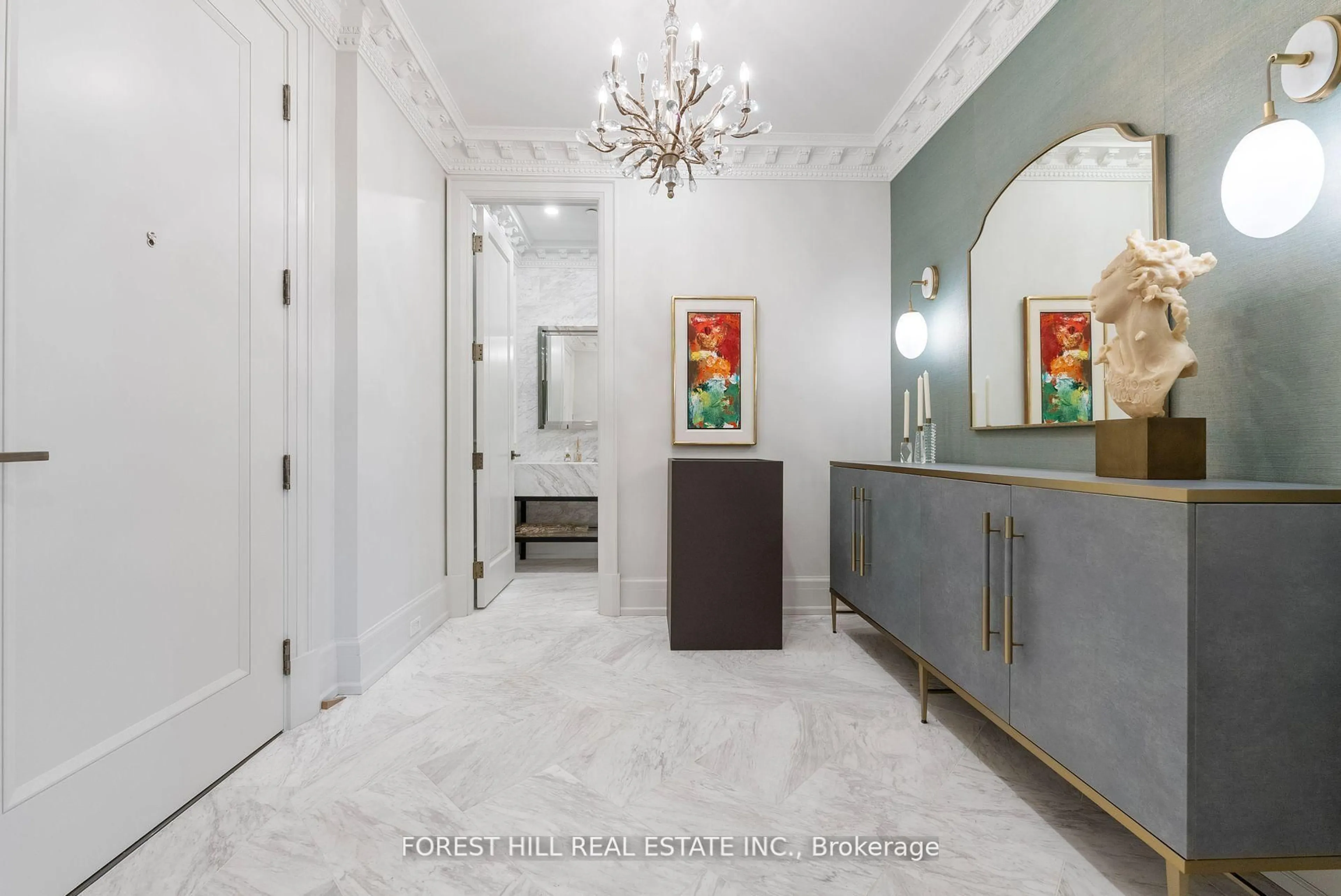 Indoor entryway for 128 Hazelton Ave #602, Toronto Ontario M5R 2E2