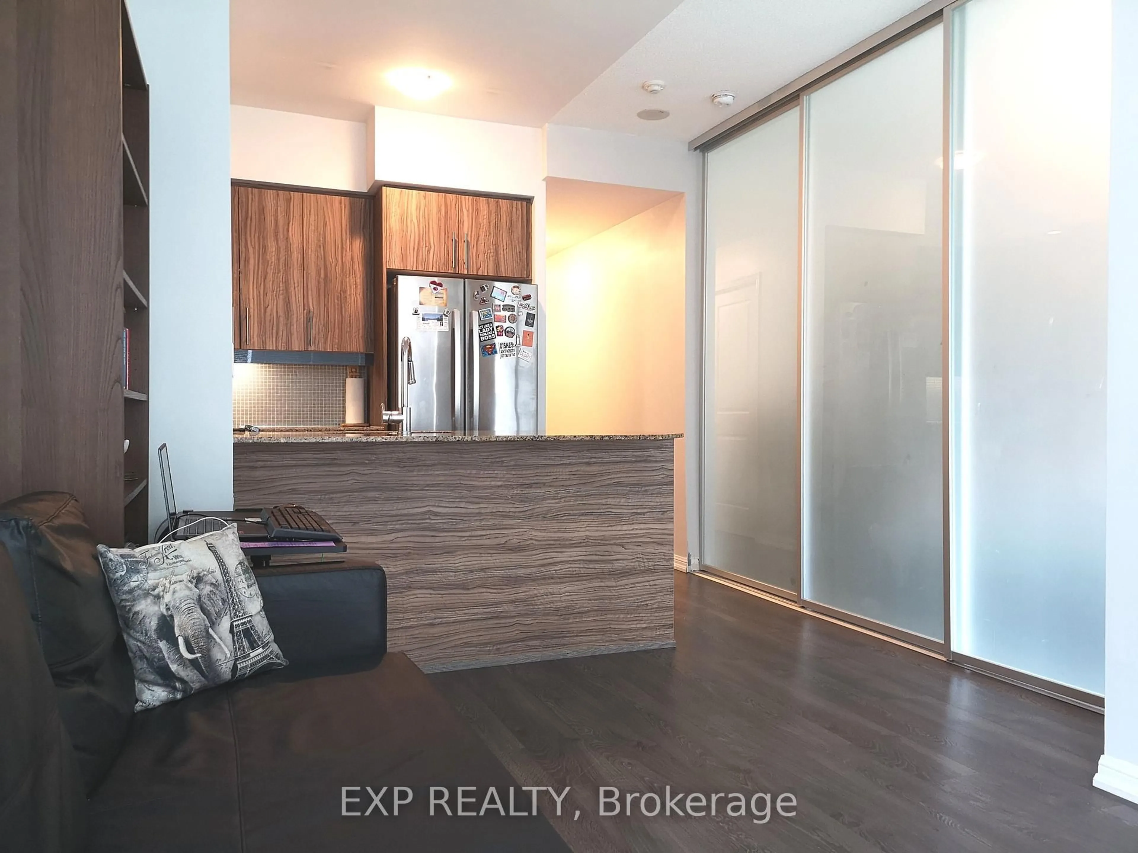 Open concept kitchen, unknown for 75 East Liberty St #1718, Toronto Ontario M6K 3R3