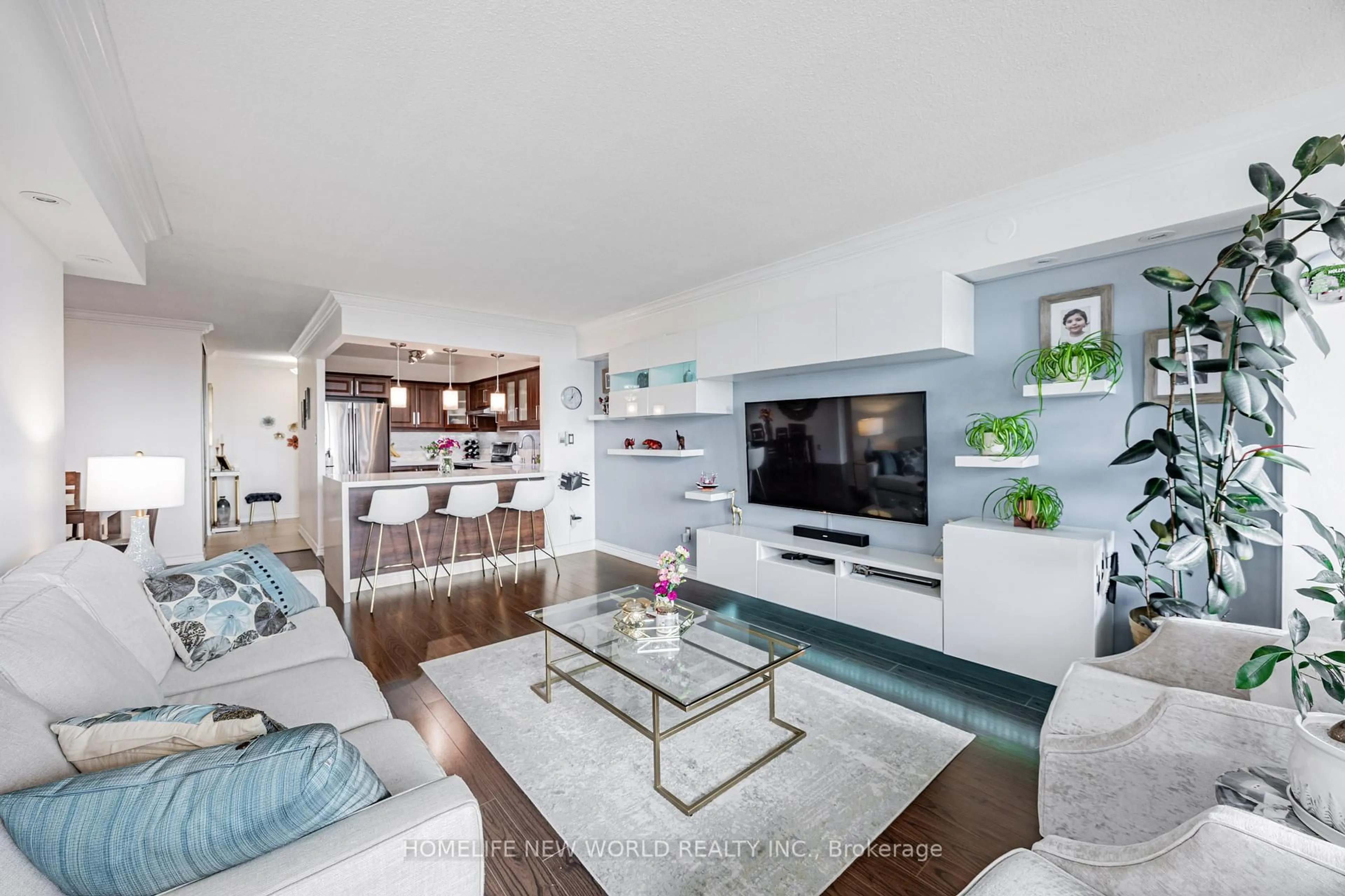 Living room with furniture, unknown for 3300 Don Mills Rd #708, Toronto Ontario M2J 4X7