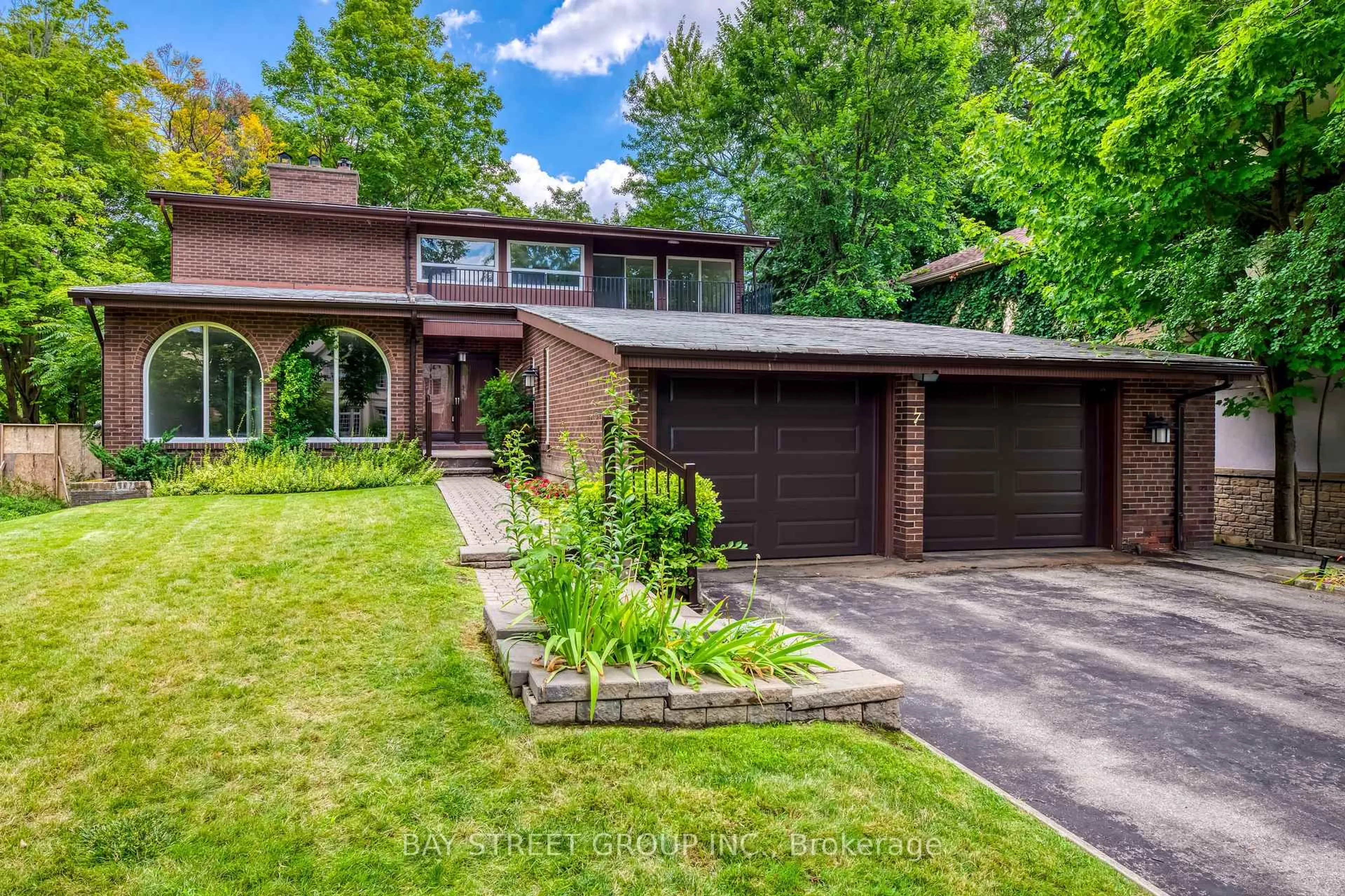 Home with brick exterior material, street for 7 Mylesview Pl, Toronto Ontario M2N 2M7