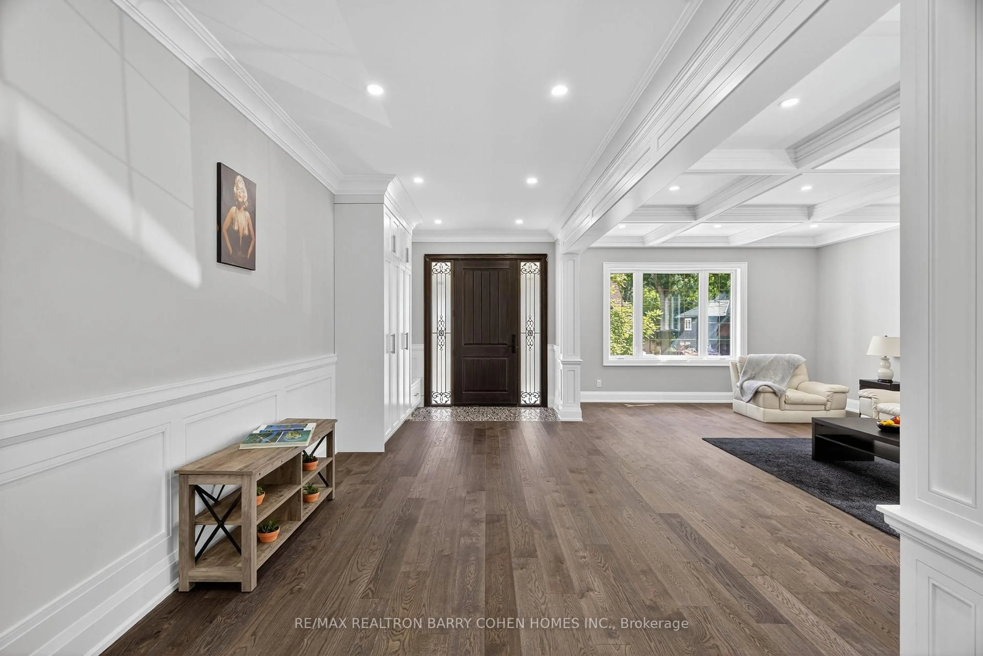 Indoor entryway for 64 Empress Ave, Toronto Ontario M2N 3T4