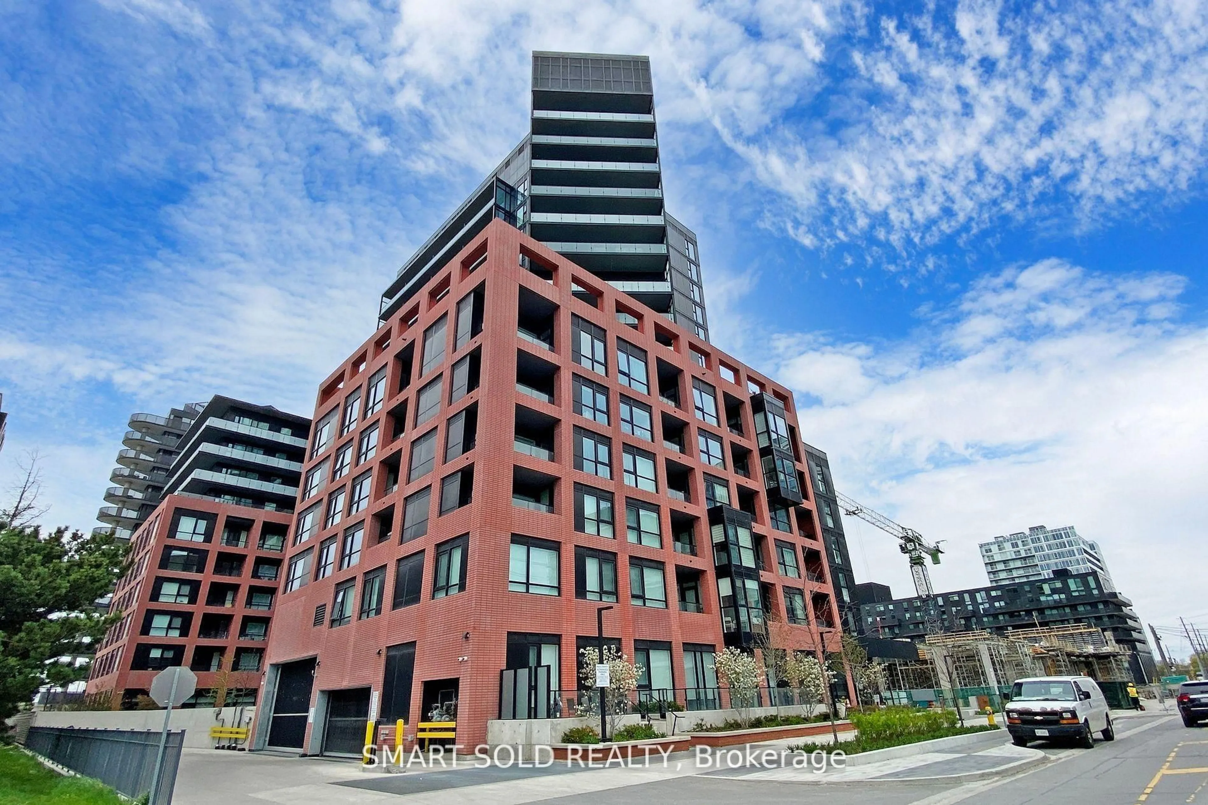 Unknown for 8 Tippett Rd #628, Toronto Ontario M3H 0E7