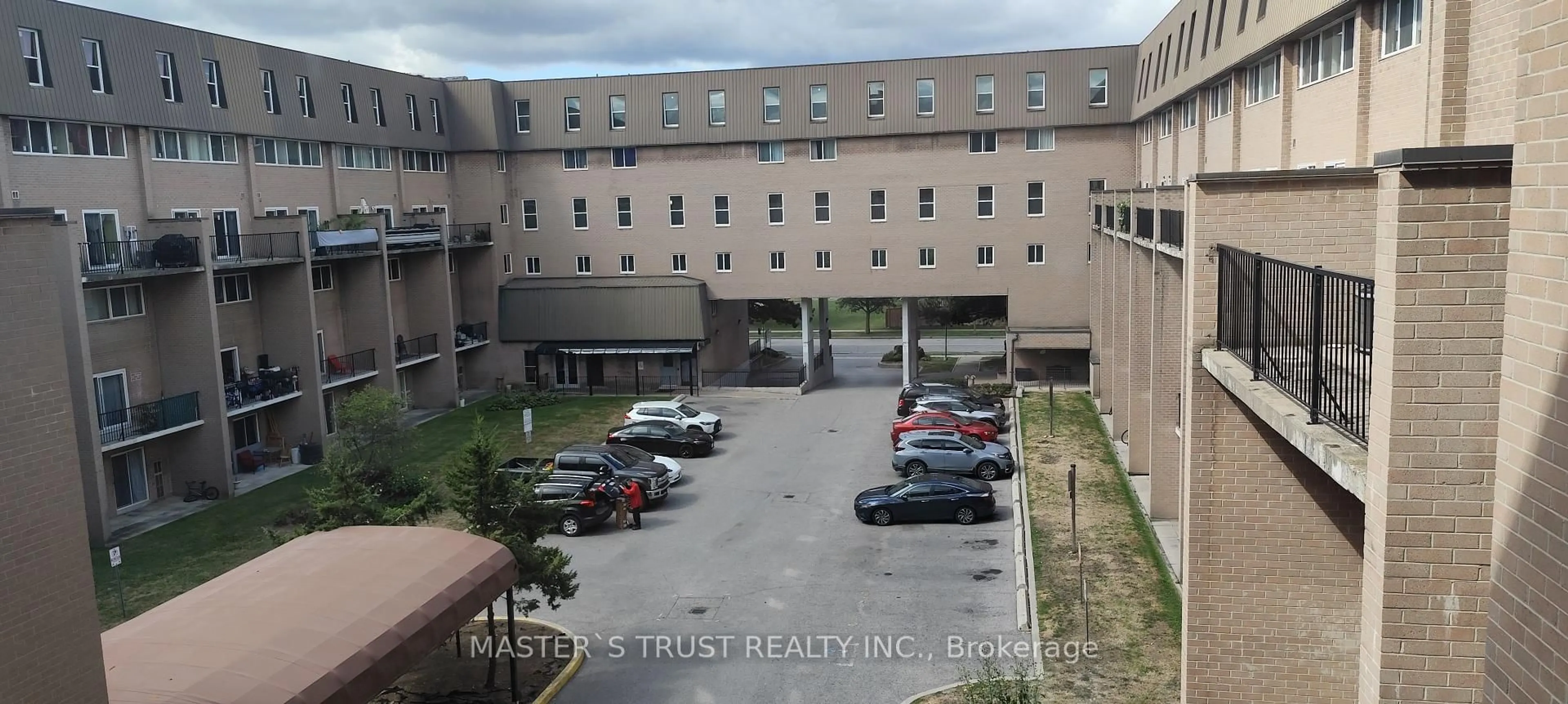 Unknown for 165 Cherokee Blvd #209, Toronto Ontario M2J 4T7
