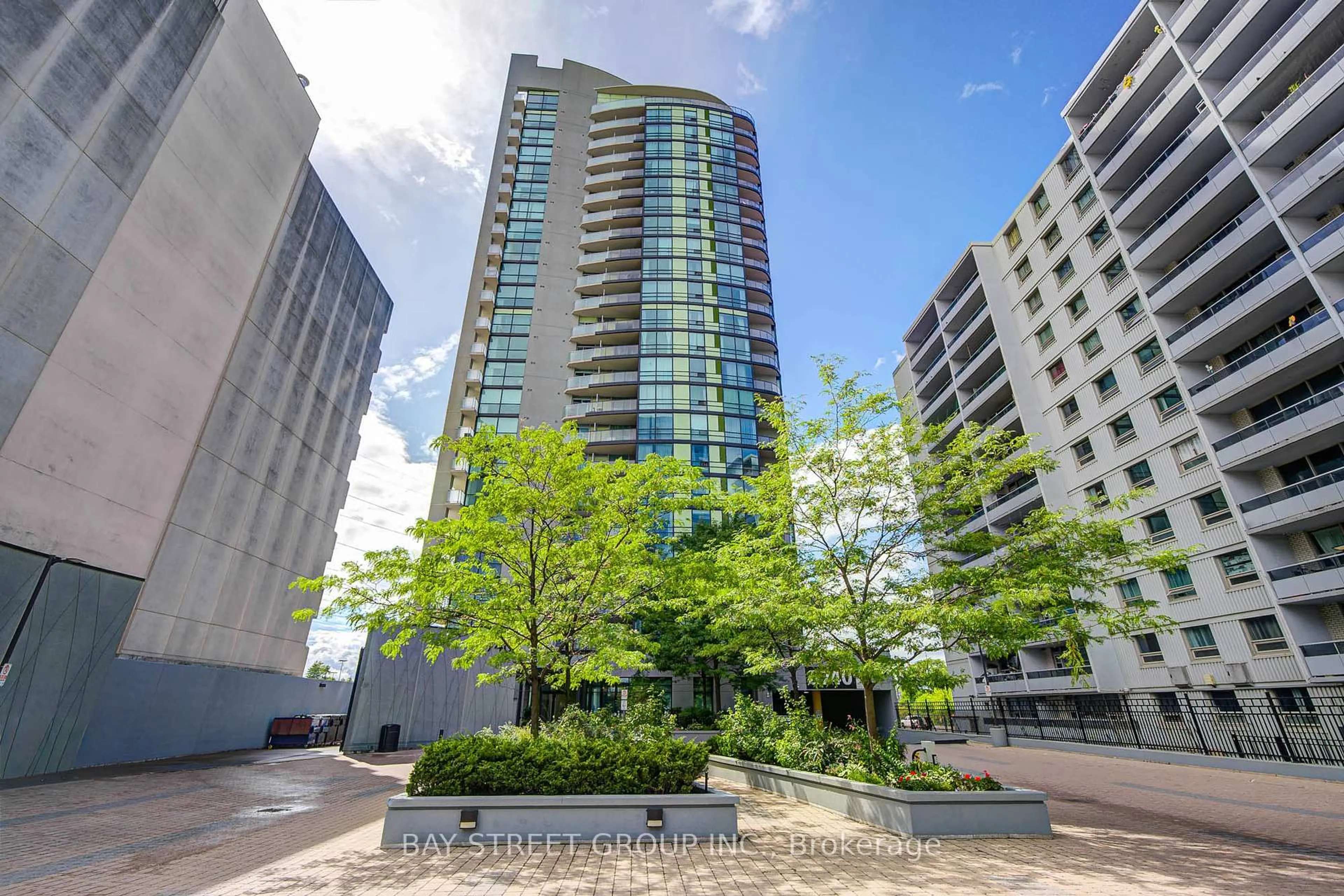 Unknown for 5740 Yonge St #1003, Toronto Ontario M2M 0B1