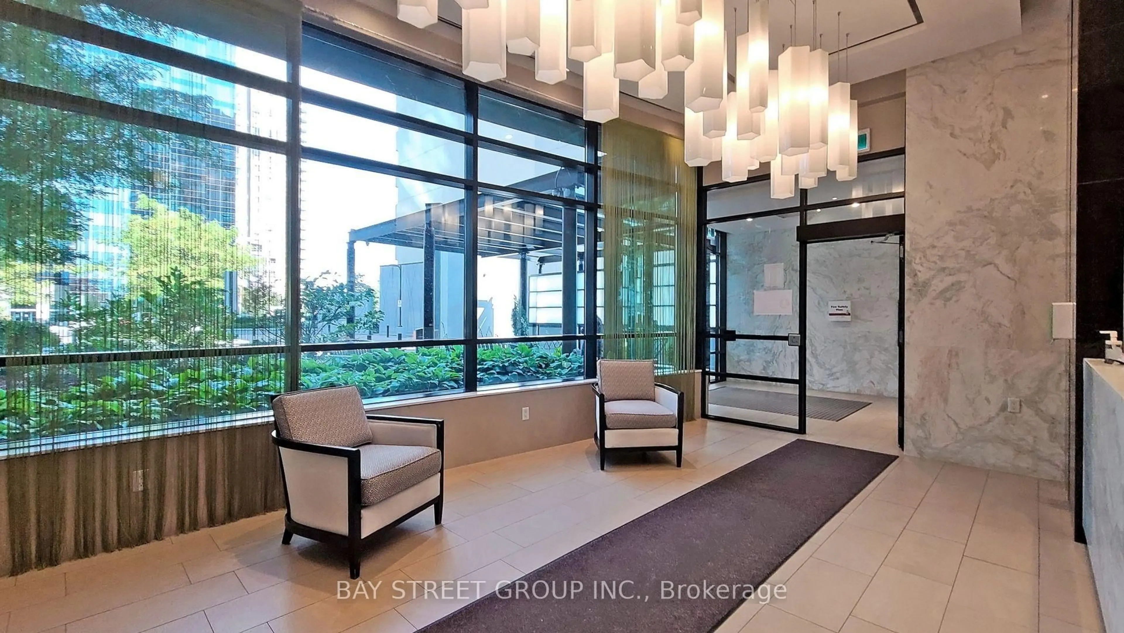 Indoor foyer for 5740 Yonge St #1003, Toronto Ontario M2M 0B1
