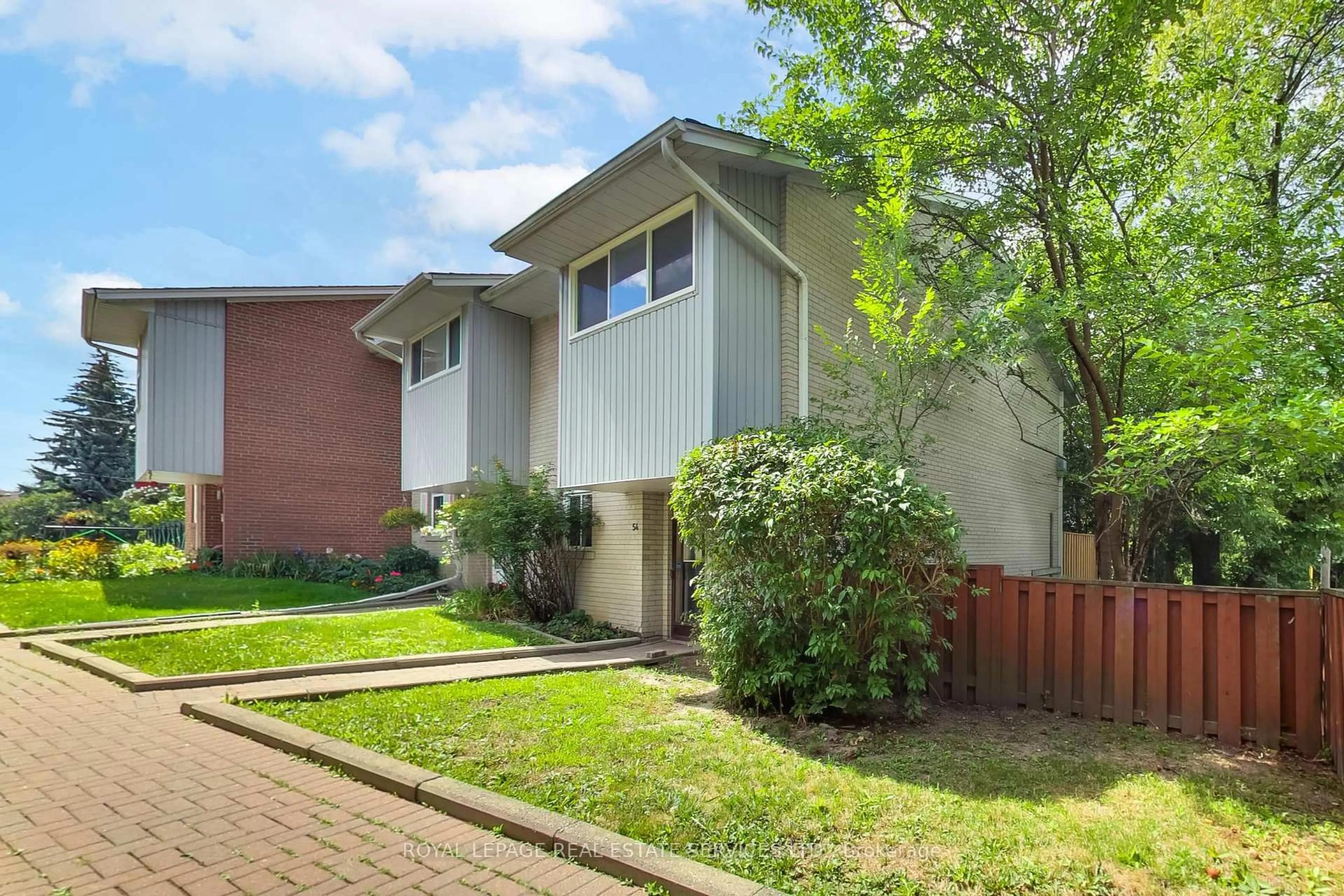 Home with brick exterior material, street for 6 Leith Hill Rd #54, Toronto Ontario M2J 1Z2