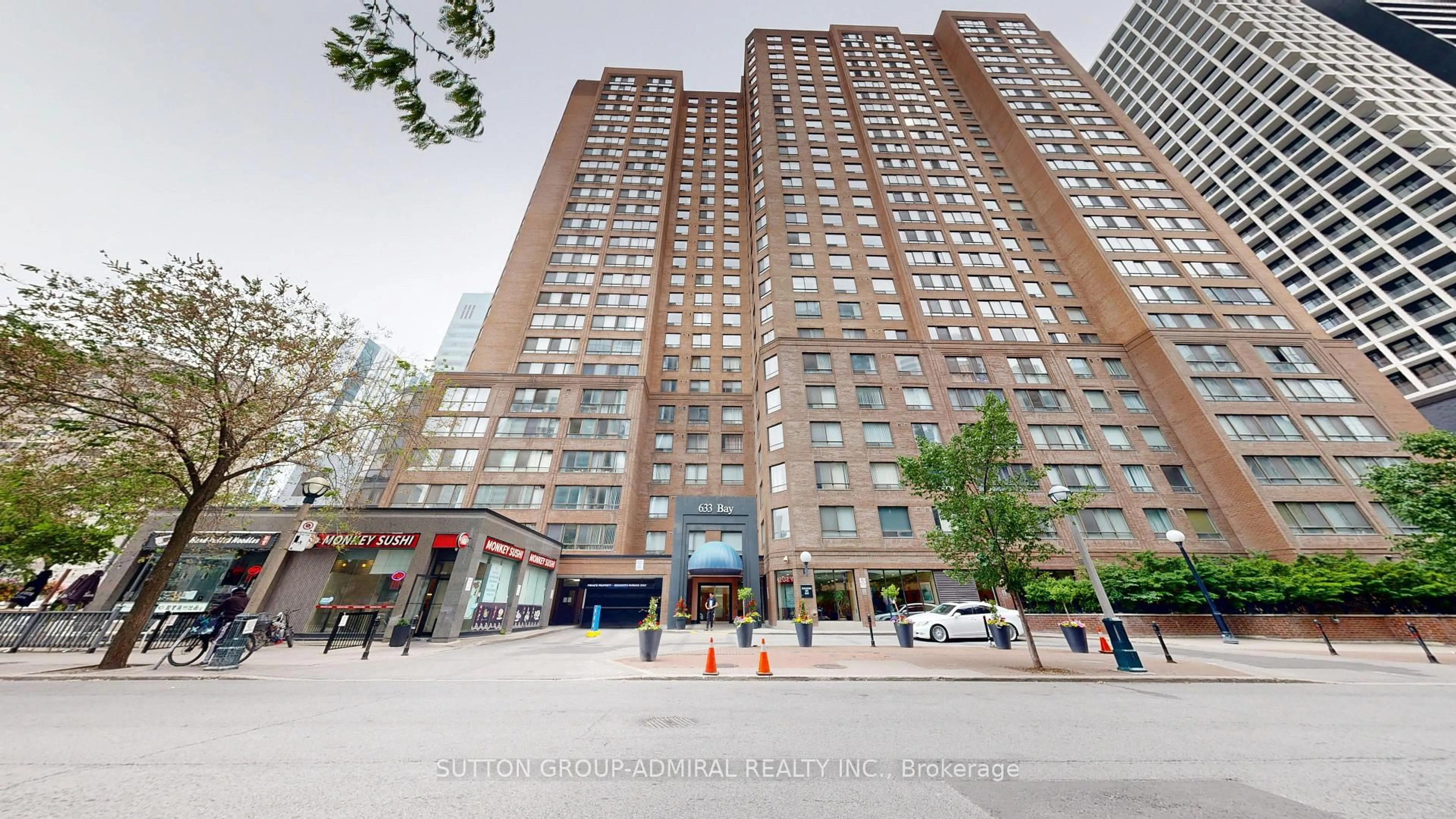 Unknown for 633 Bay St #201, Toronto Ontario M5G 2G4