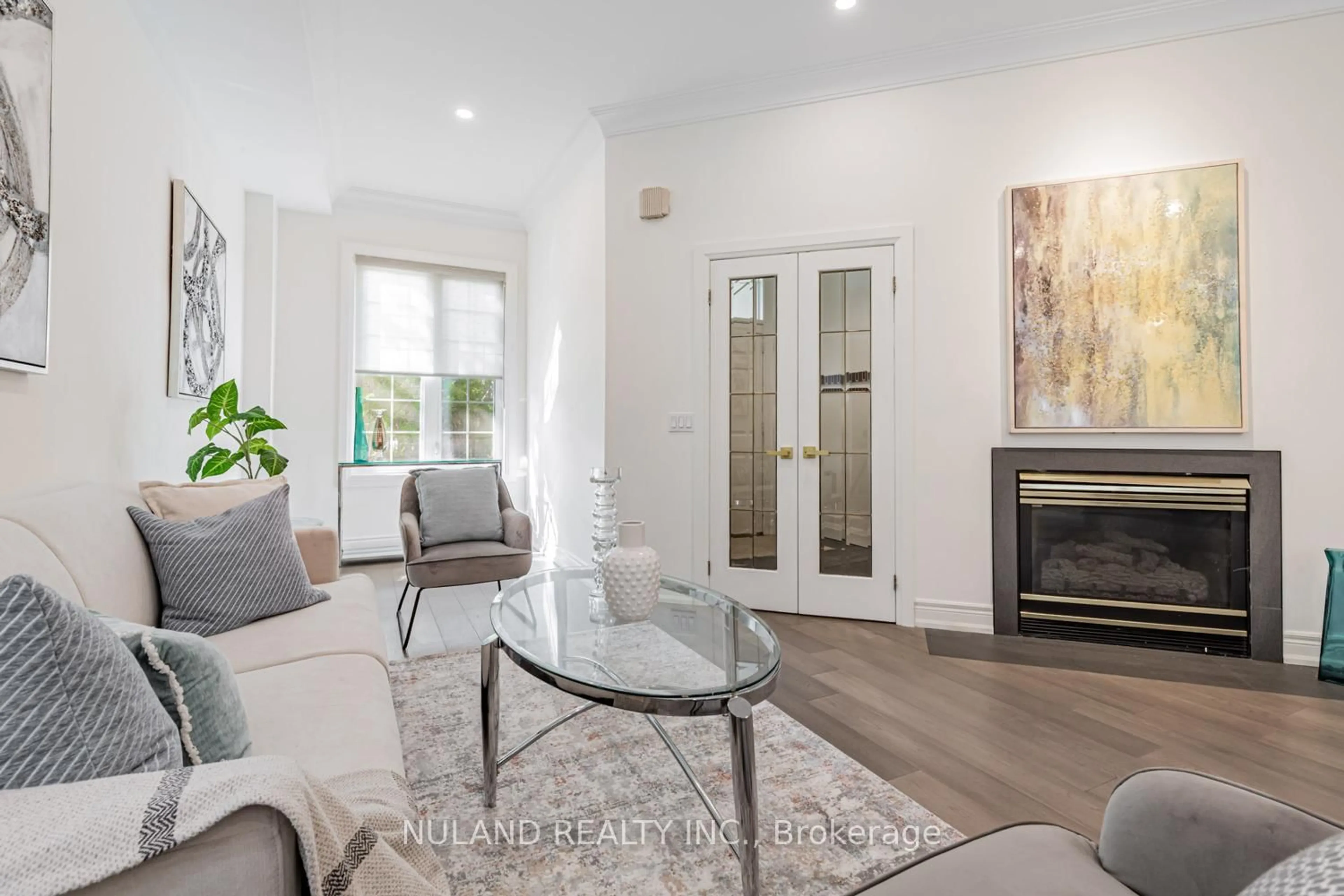 Living room with furniture, unknown for 3036 Bayview Ave #Unit A, Toronto Ontario M2N 5L2