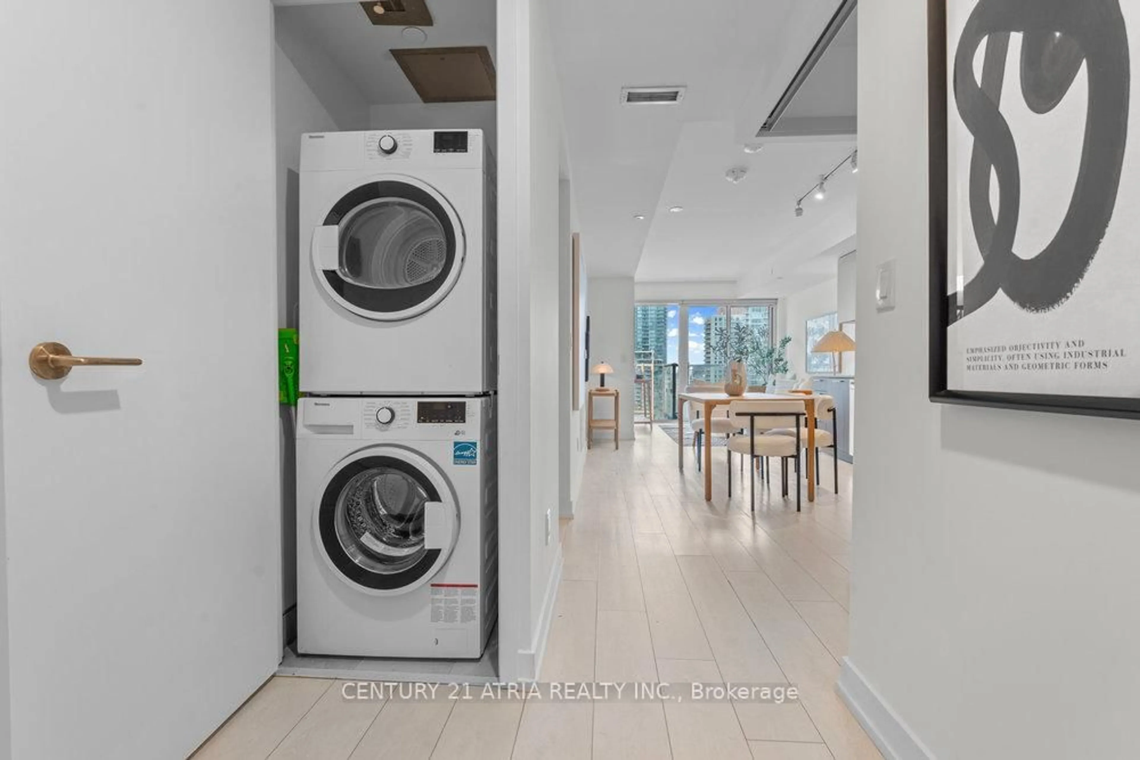 Laundry room for 19 Western Battery Rd #1208, Toronto Ontario M6K 0E3