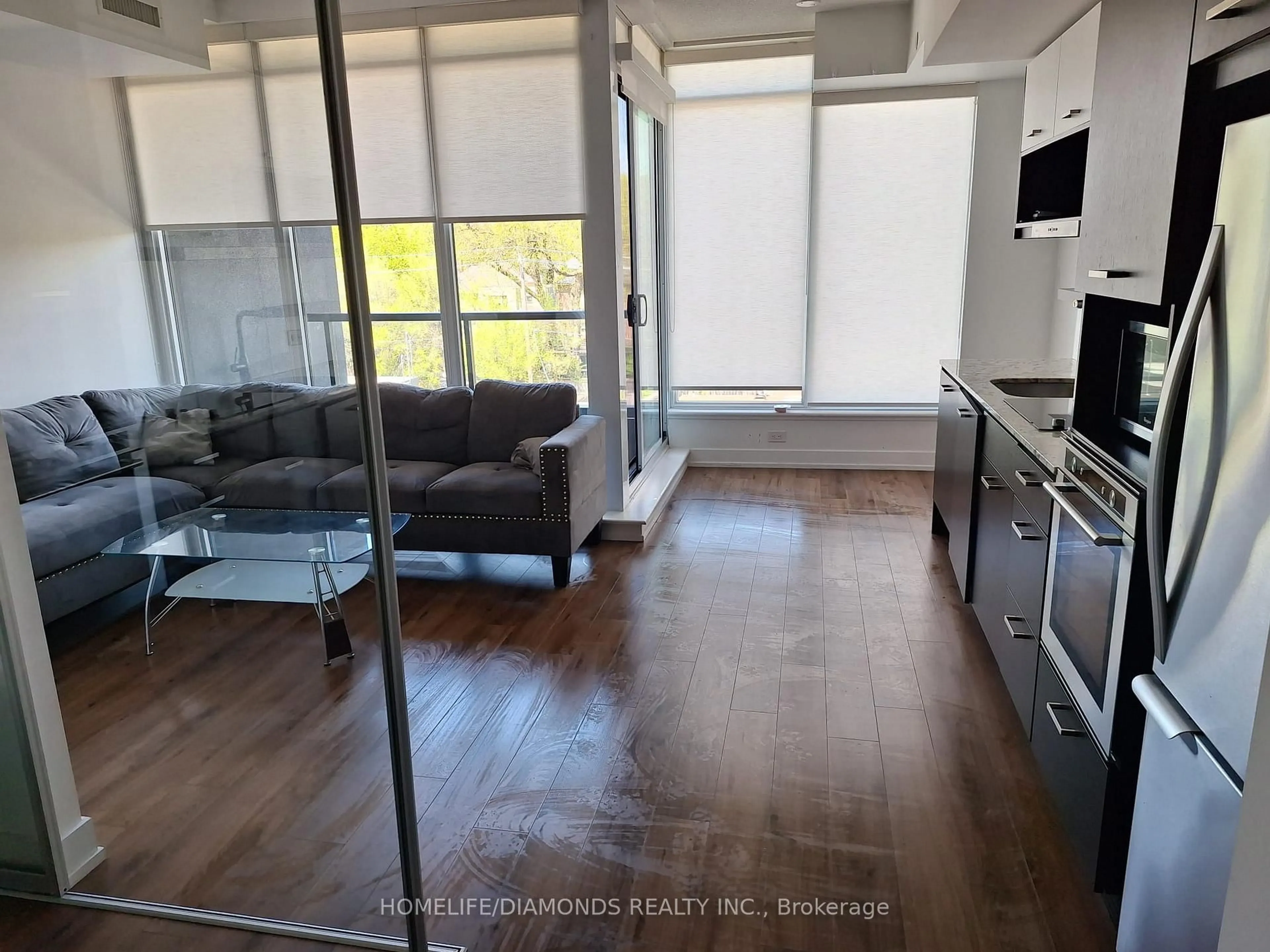 A pic of a room for 170 Chiltern Hill Rd #507, Toronto Ontario M6C 0A9