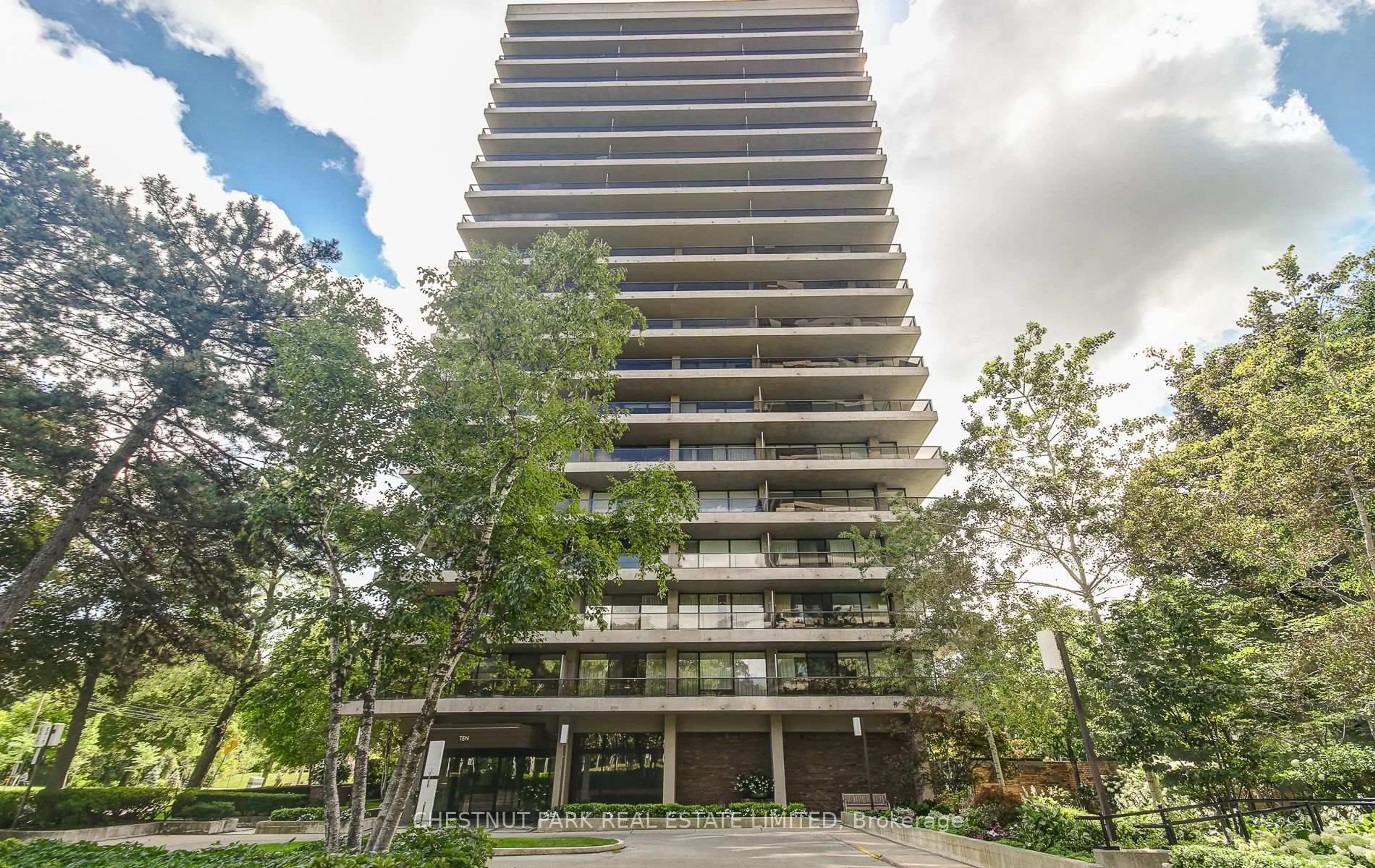 Unknown for 10 Avoca Ave, Toronto Ontario M4T 2B7