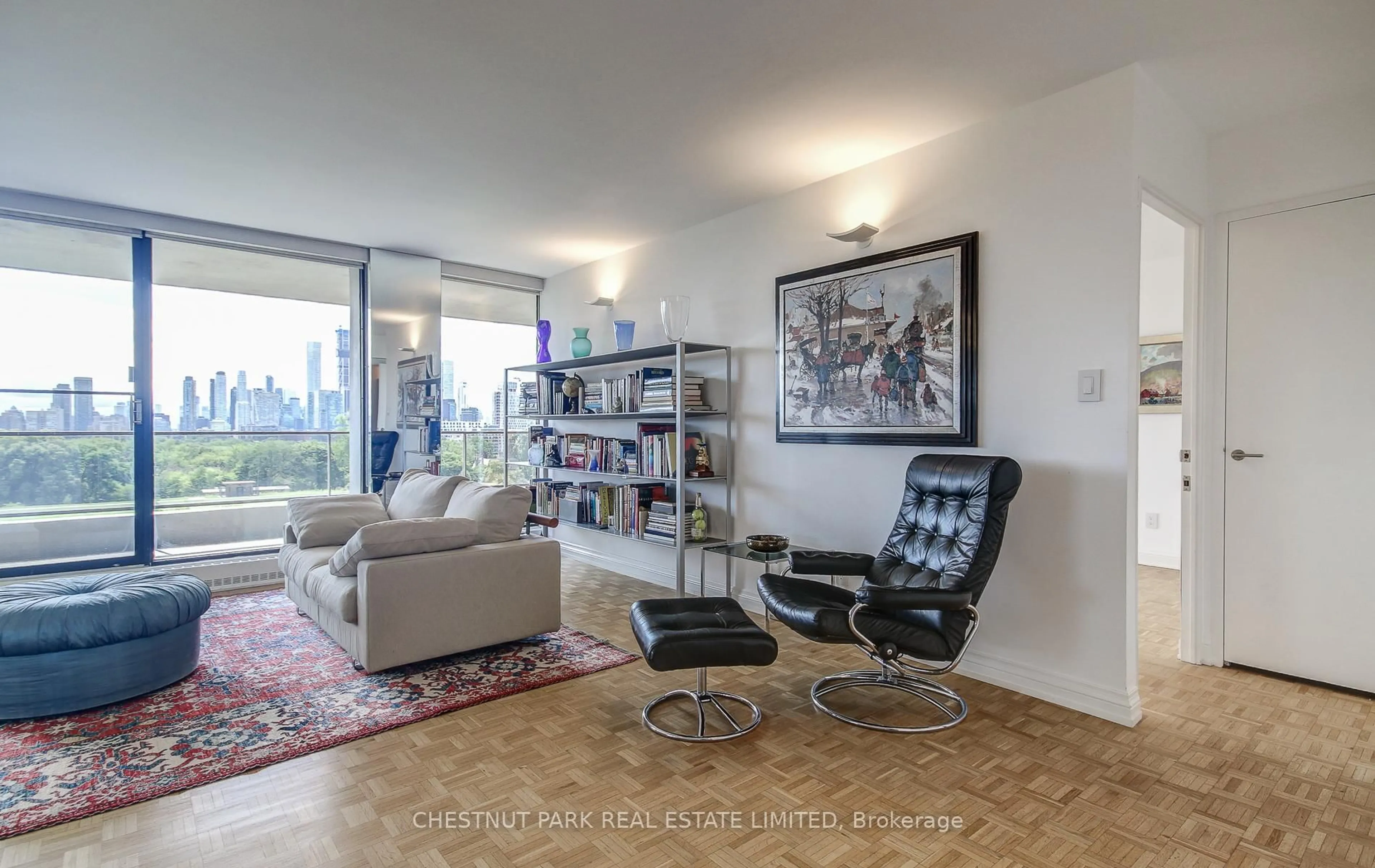 Living room with furniture, unknown for 10 Avoca Ave, Toronto Ontario M4T 2B7
