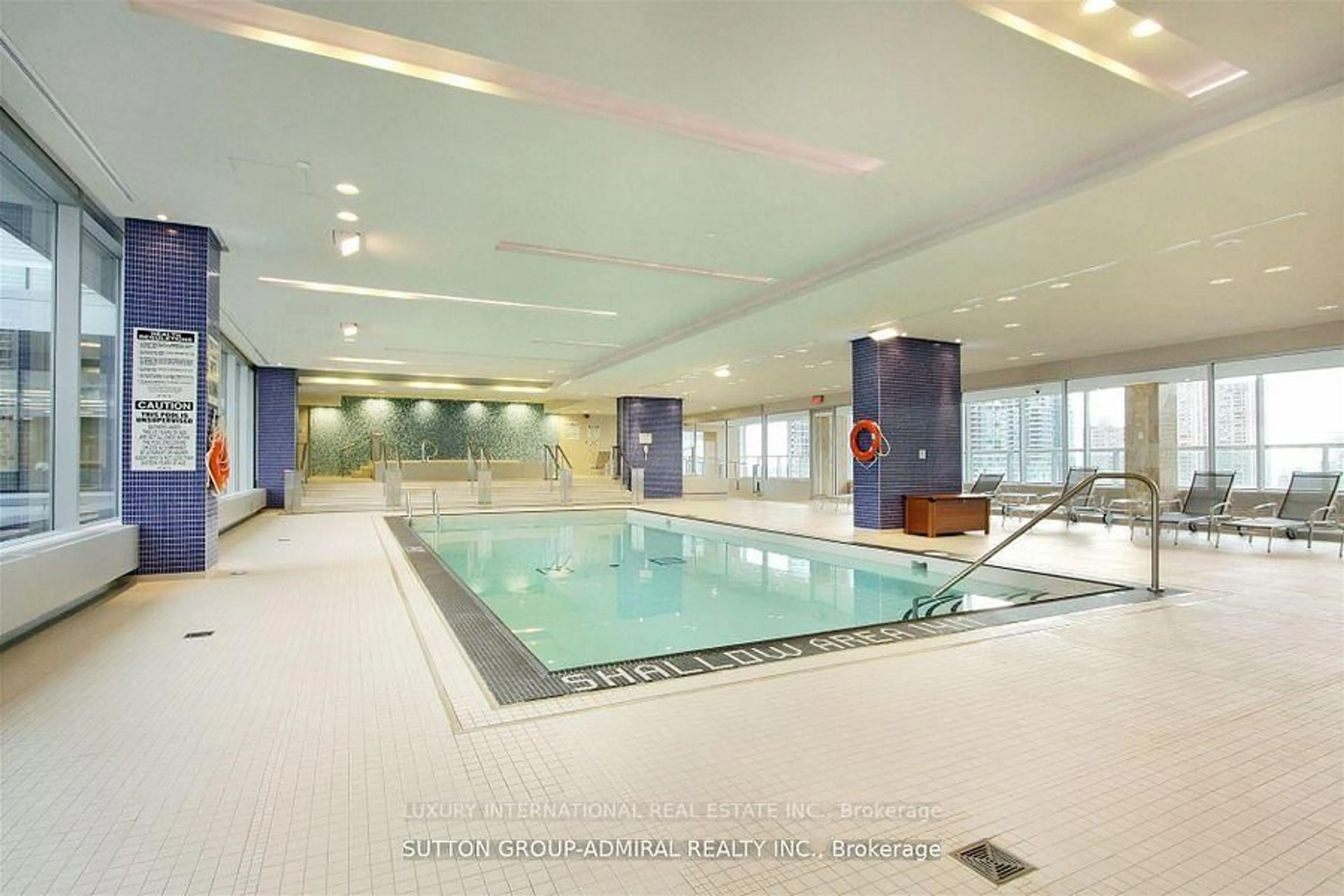 Pool for 55 Bremner Blvd #1507, Toronto Ontario M5J 0A6